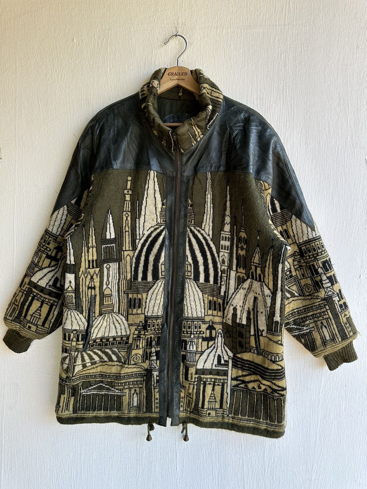 Barque Vintage Baroque embroidery Lamb Skins knit bomber jacket Size US L / EU 52-54 / 3 - 4 Thumbnail