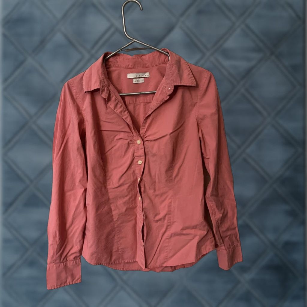 Old Navy VINTAGE Old Navy Shirt Womens M Pink Oxford Oversized Button Up Size M / US 6-8 / IT 42-44 - 1 Thumbnail