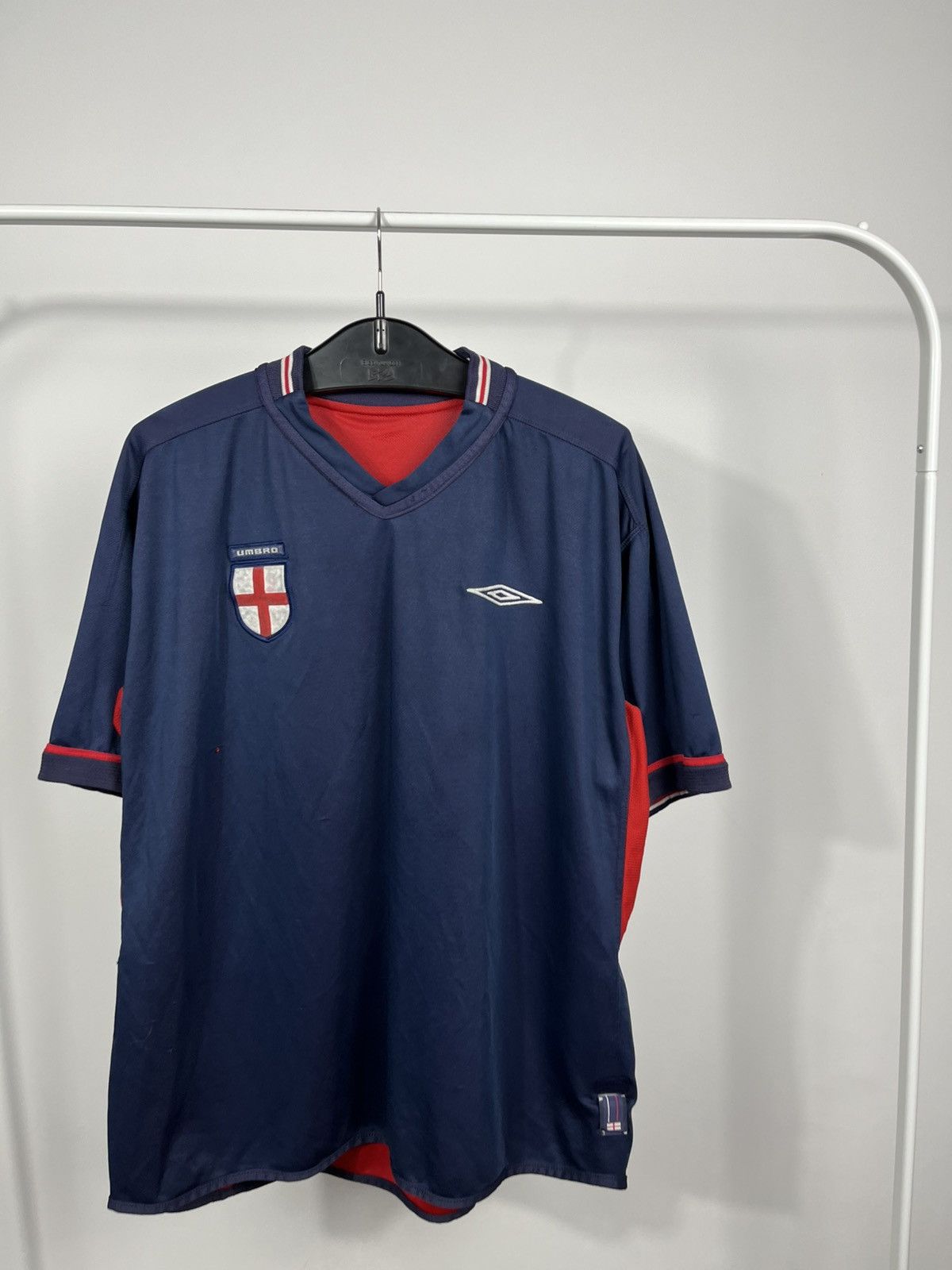Umbro Vintage Umbro England Reversible Football Jersey Red Navy 00 Size US XL / EU 56 / 4 - 3 Thumbnail