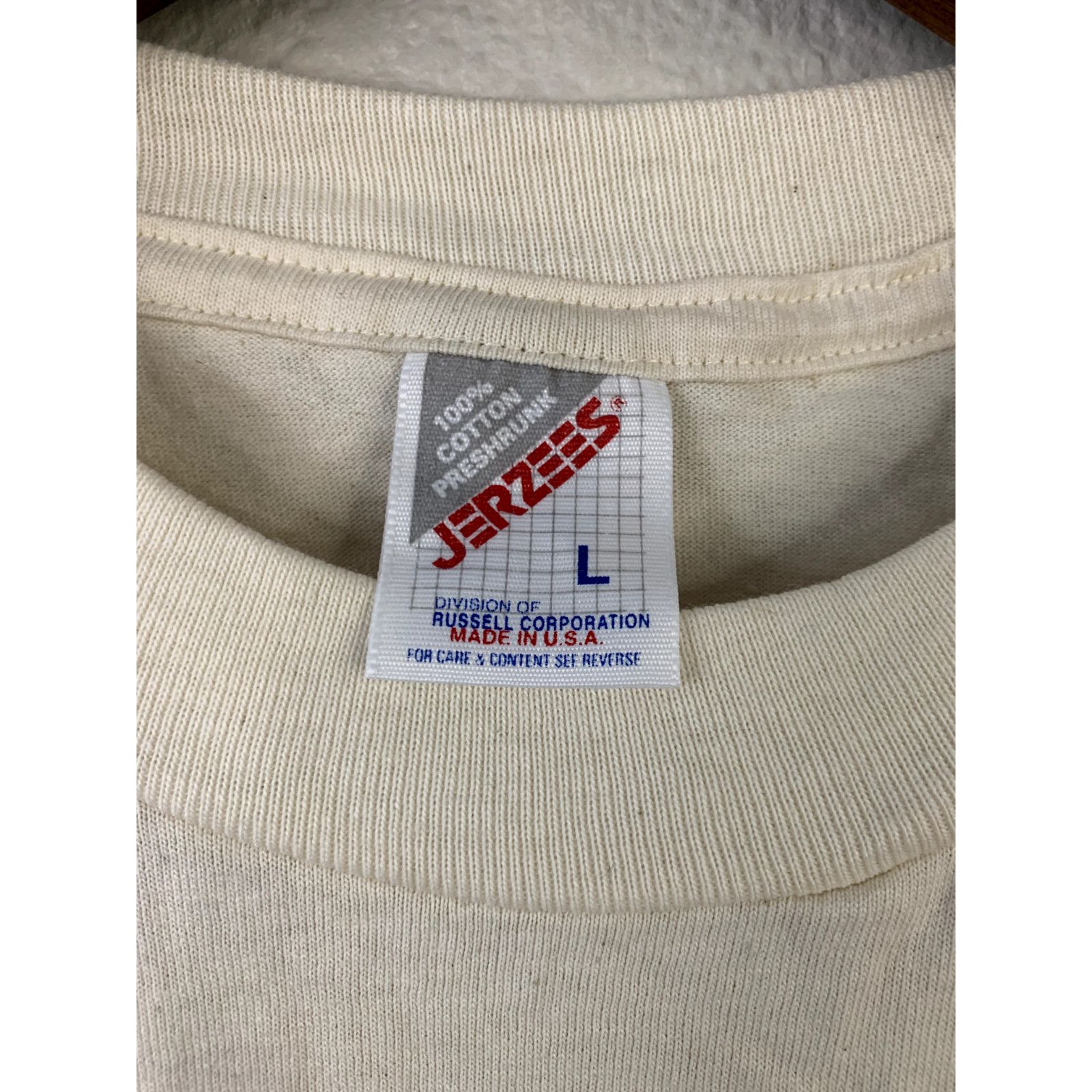 Jerzees × Vintage Vintage South Dakota Black Hills Tribal Graphic Beige Shirt Size US L / EU 52-54 / 3 - 8 Thumbnail