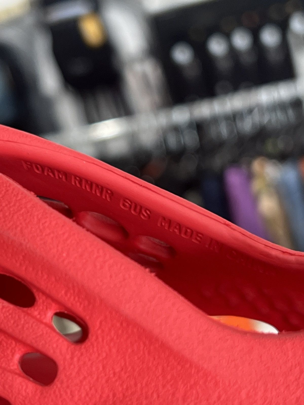 Adidas Adidas Yeezy Foam RNNR Vermillion Sz. 6 (2021) Size US 6 / EU 39 - 8 Thumbnail