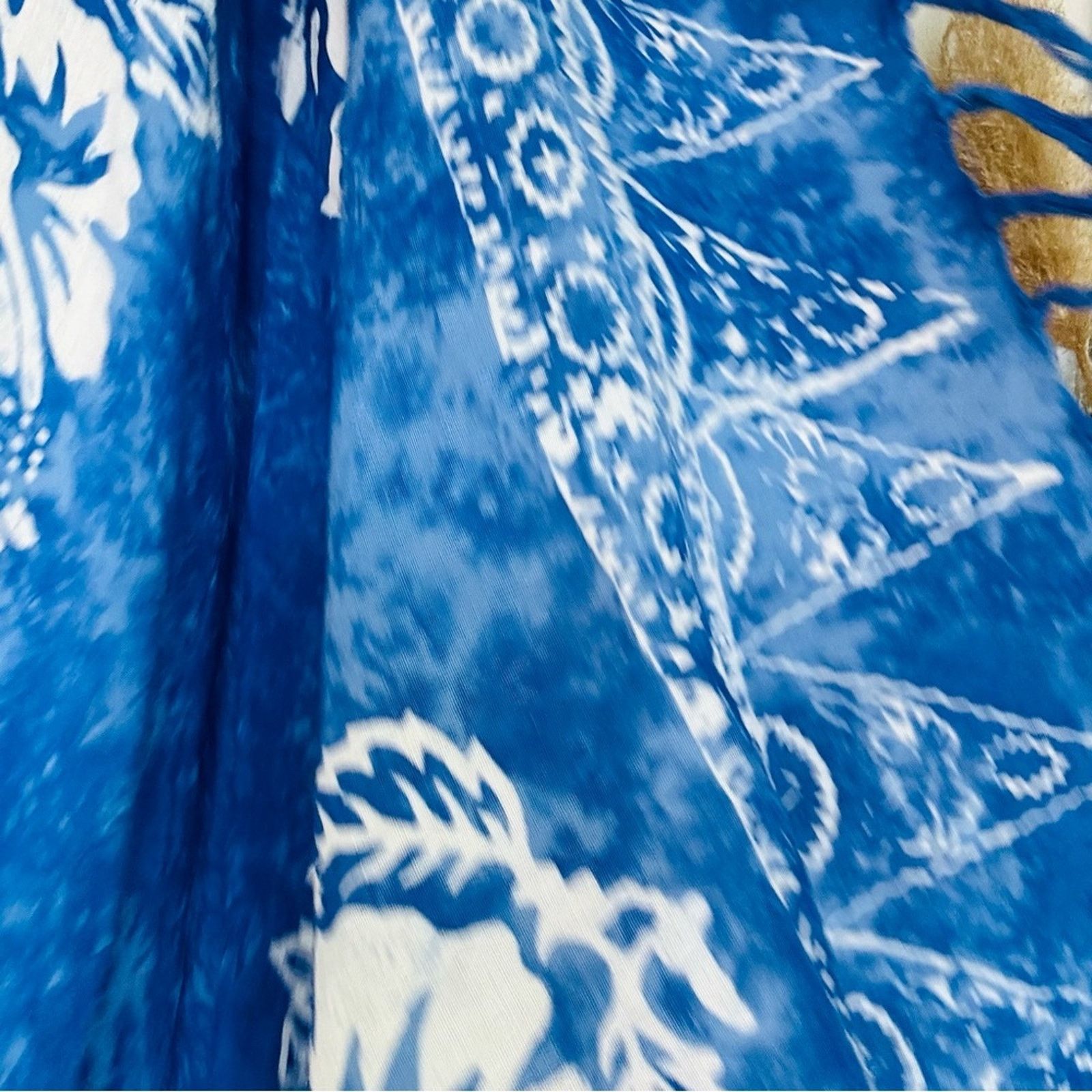 Vintage VINTAGE Blue White Floral Tropical Fringe Soft Scarf Wrap Size ONE SIZE - 8 Thumbnail