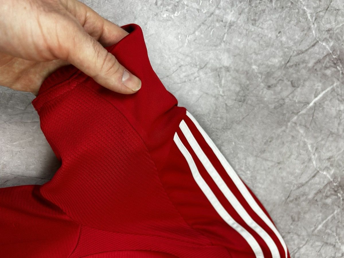 Adidas Liverpool Adidas Hyypia 2006/08 jersey size XL Size US XL / EU 56 / 4 - 13 Thumbnail