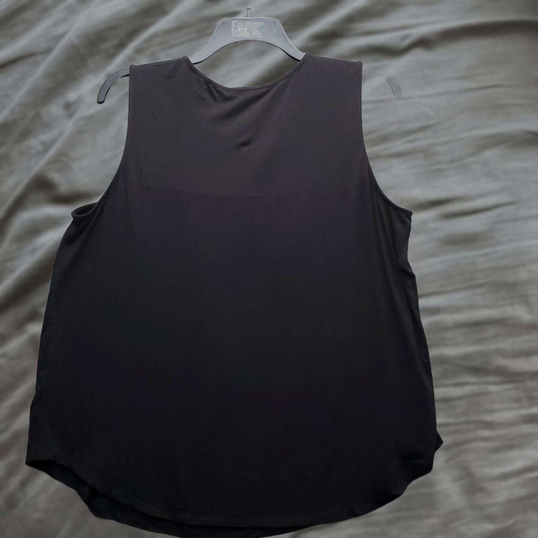 Adrianna Papell Adrianna Papell Blouse Womens 1X Black Embroidered Detail Sleeveless AD1S300556 Size XL / US 12-14 / IT 48-50 - 1 Thumbnail