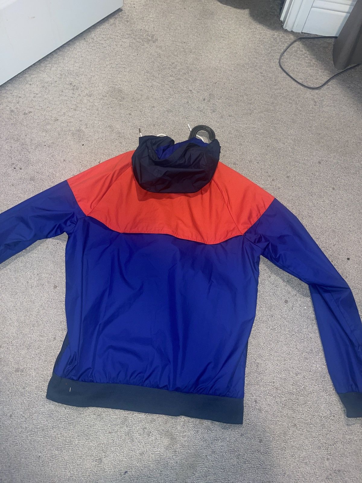 Nike Men’s Nike Sportswear Windrunner Size US S / EU 44-46 / 1 - 4 Thumbnail