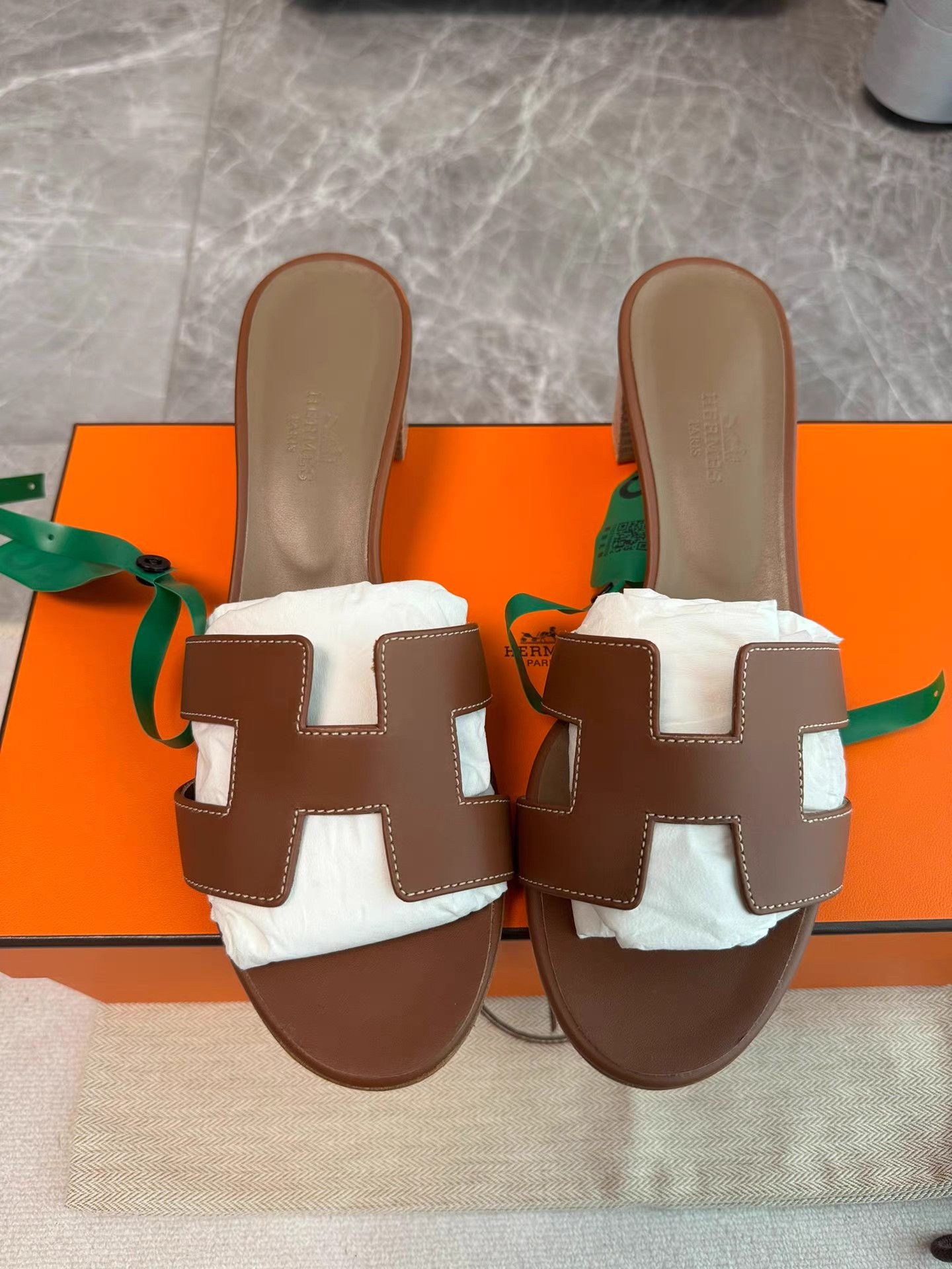 Hermes Hermès Oasis Low-Heel Sandals K6 Size US 9.5 / IT 39.5 - 2 Thumbnail