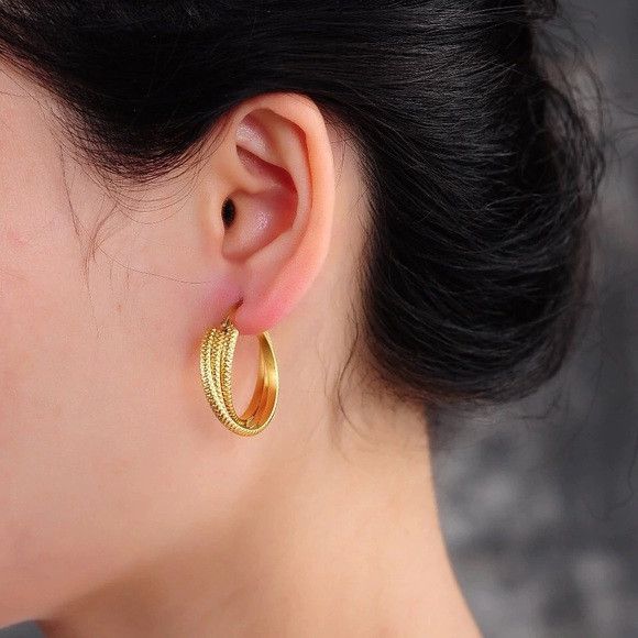 The Unbranded Brand Stainless steel hoop circle twisted earrings Size ONE SIZE - 2 Thumbnail