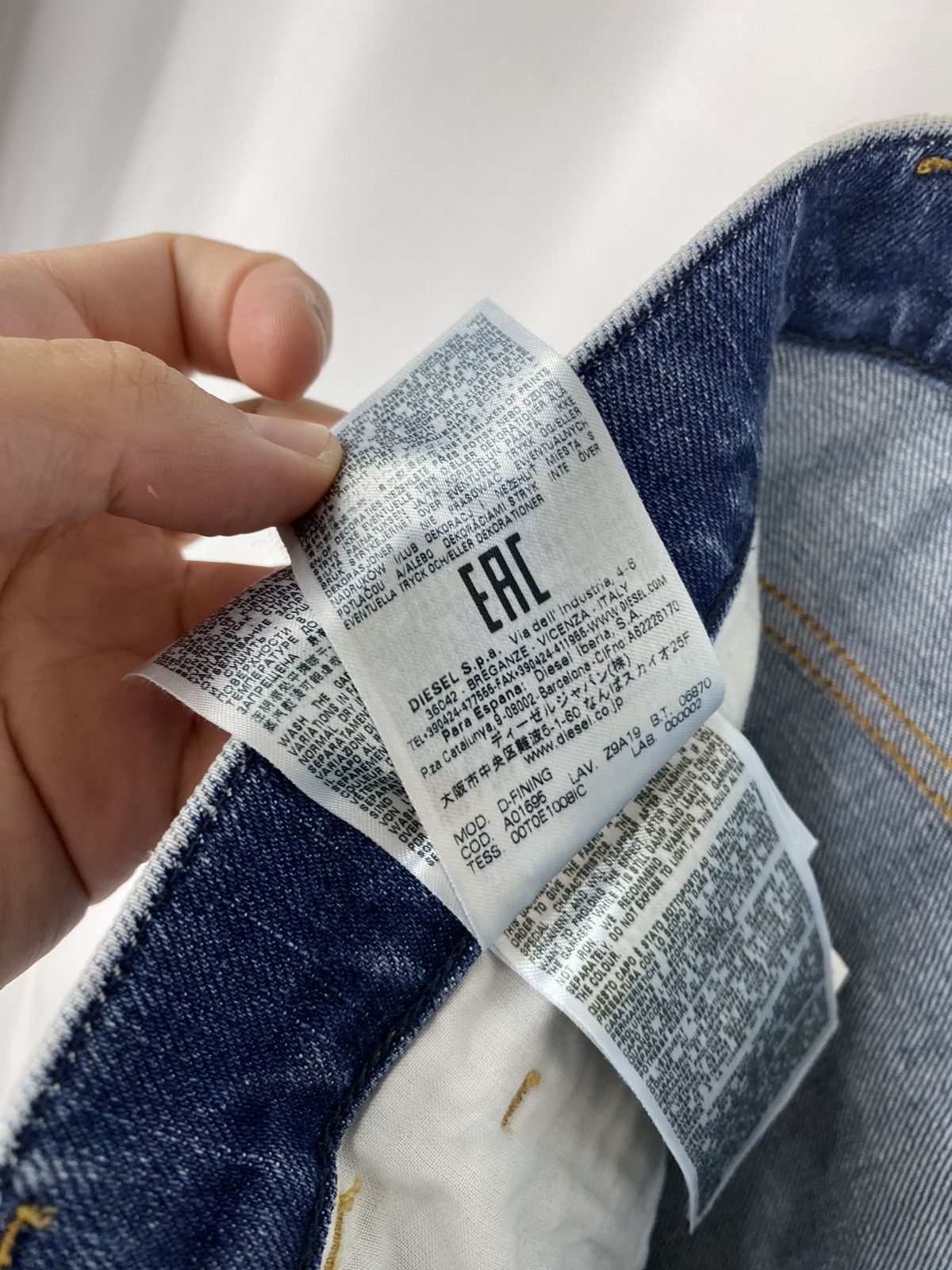 Diesel Diesel Di-Fining Tapered Stretch Jeans size W31 L32 Size US 31 - 16 Thumbnail