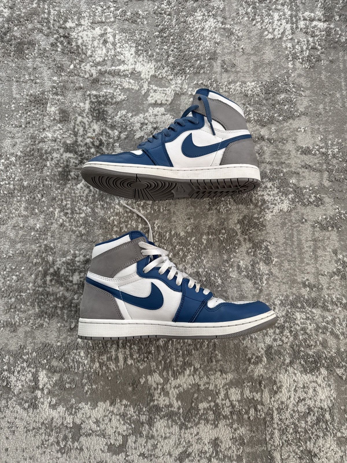 Jordan Brand × Nike Jordan 1 True Blue Retro High OG Size US 10 / EU 43 - 2 Thumbnail