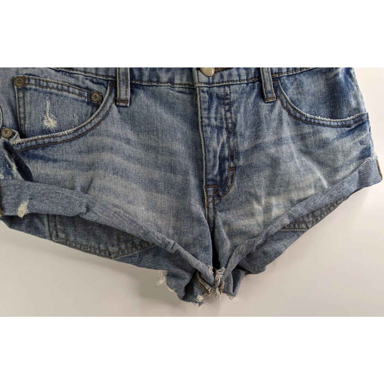 Free People FREE PEOPLE Women's Denim Cut Off Jean Shorts Slim Distressed 30 in Waist 25 Size Blue Bohemian Festival Hot Pants Vintage No Size 30" / US 8 / IT 44 - 2 Thumbnail