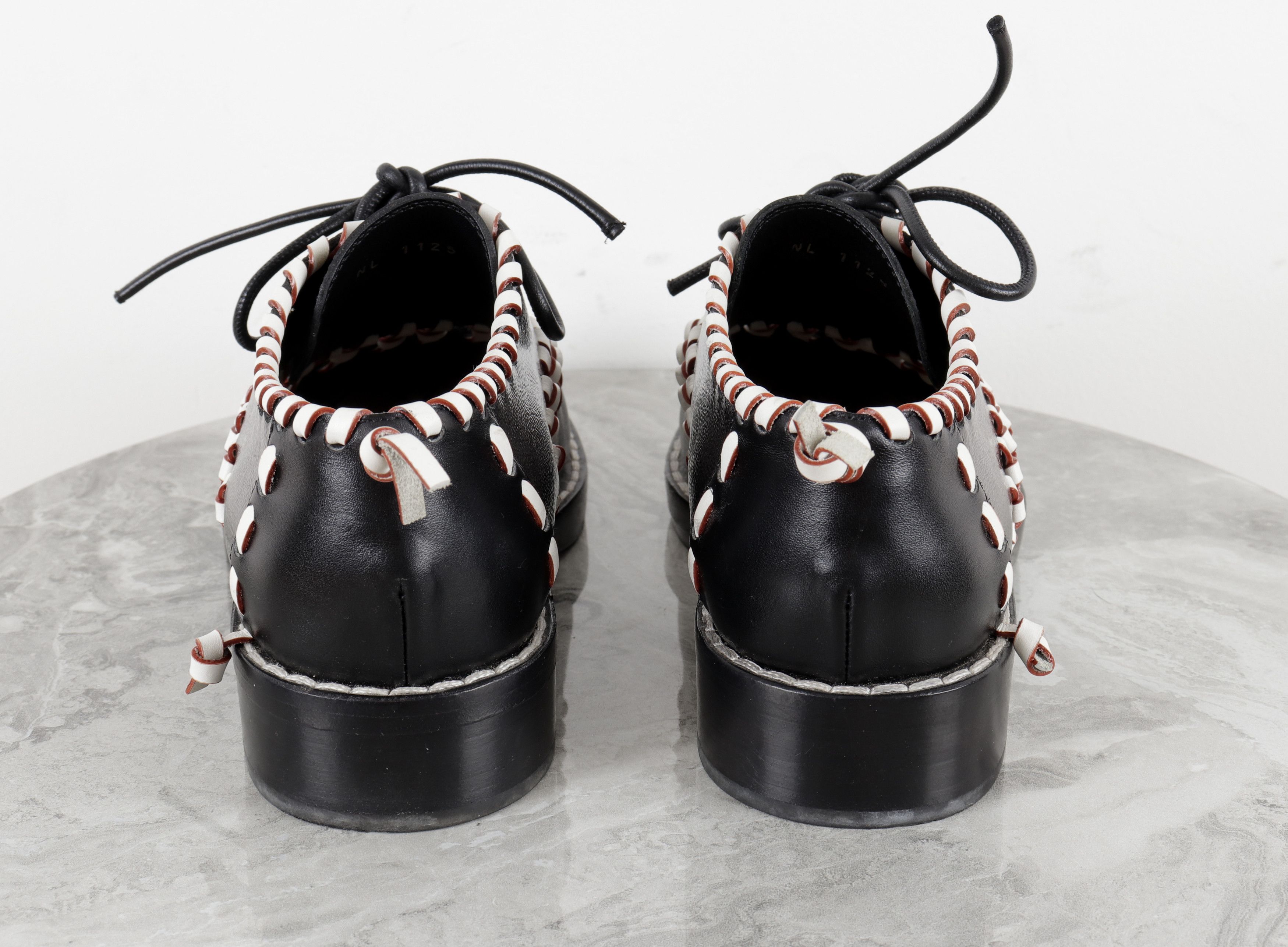 Louis Vuitton Louis Vuitton lace-up Manga Braided Oxford Shoes Size US 7 / IT 37 - 6 Thumbnail