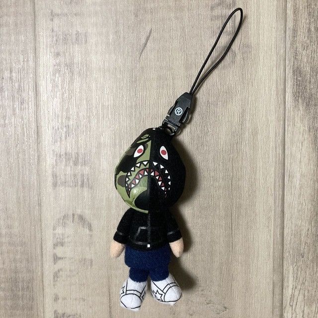 Bape × Nigo BAPE Teriyaki Alien shark plush doll strap a bathing ape Size ONE SIZE - 1 Thumbnail