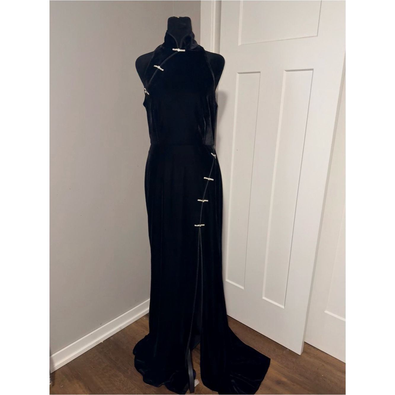 Other Sau Lee Ariana Gown in Black Velvet Size 8 Size M / US 6-8 / IT 42-44 - 4 Thumbnail