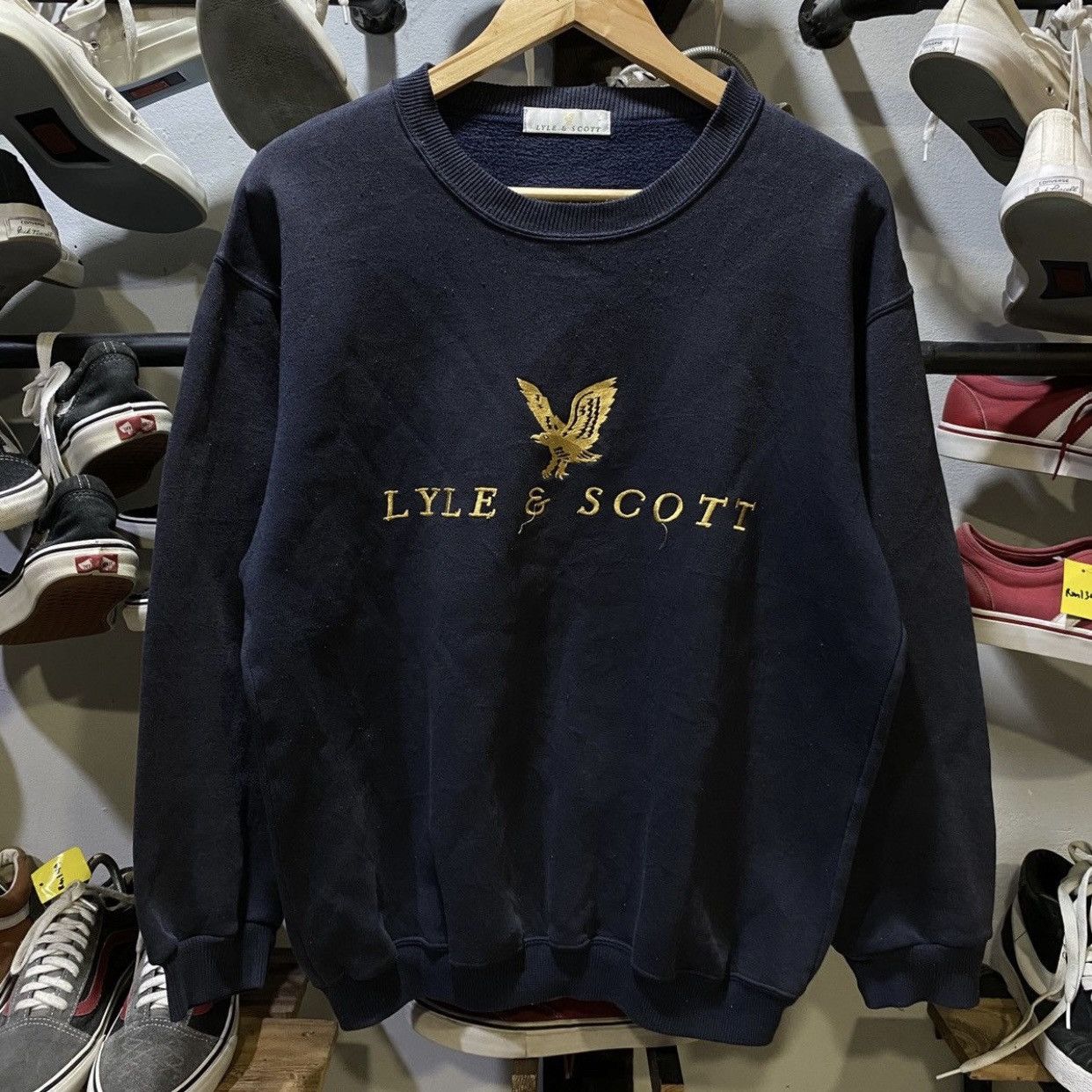 Lyle & Scott vintage navy blue sweatshirt size L