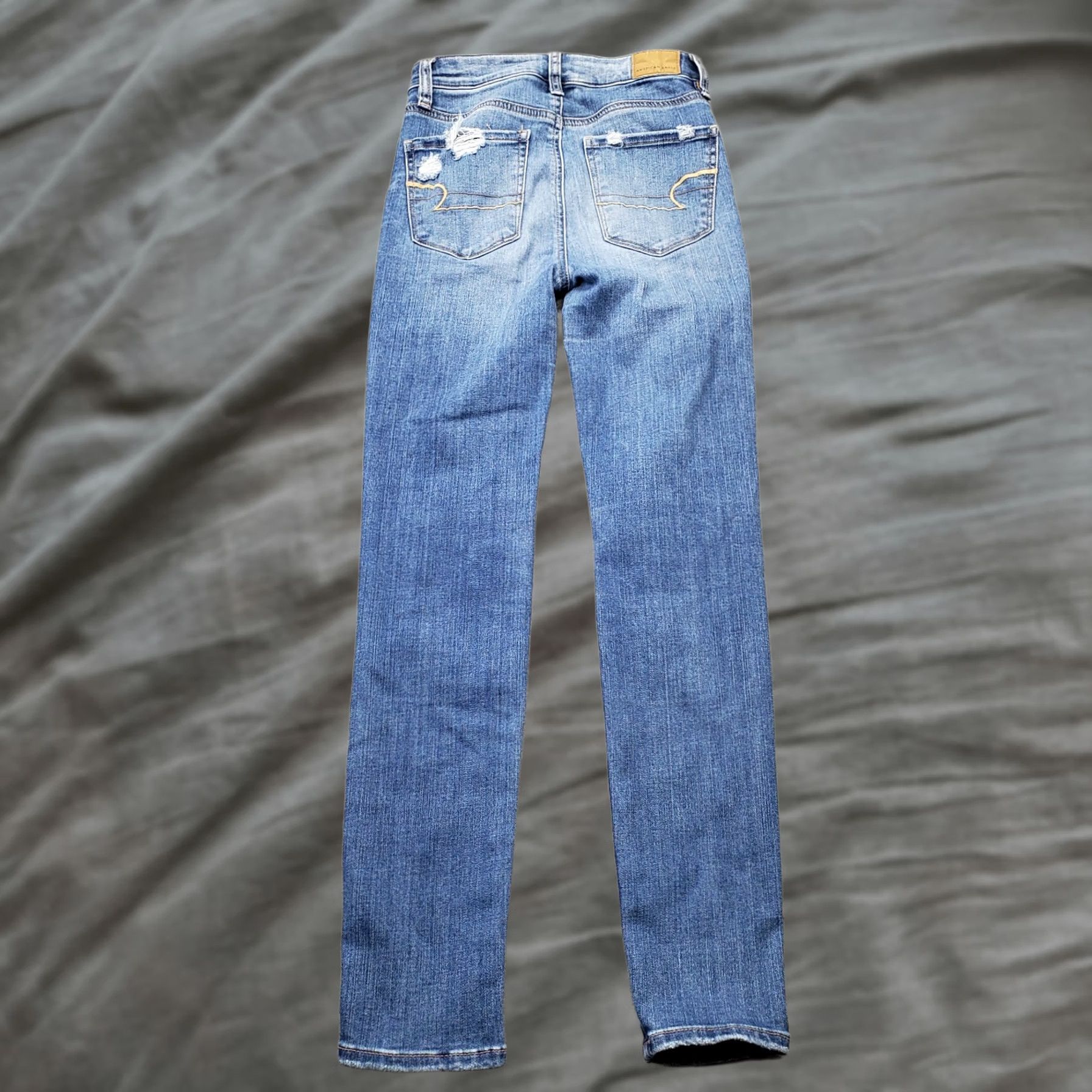 American Eagle Outfitters American Eagle Jeans Womens 0 Blue Distressed Super Hi-Rise Skinny Crop Jegging Size 25" / US 0 / IT 36 - 1 Thumbnail