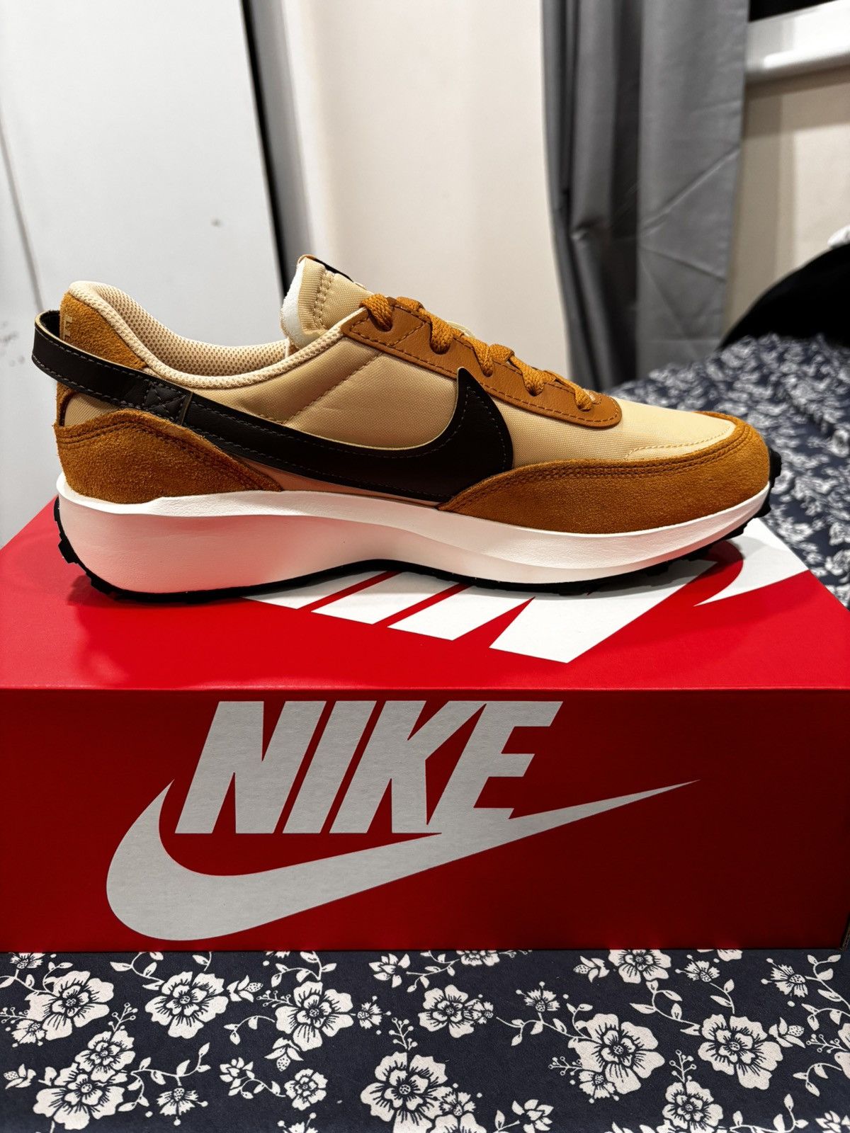 Nike Waffle One trainers in brown and white