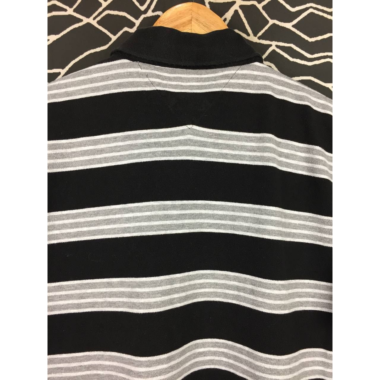 Tommy Hilfiger Tommy Hilfiger Small Logo Classic Fit Striped Polo Shirt Size US L / EU 52-54 / 3 - 7 Thumbnail