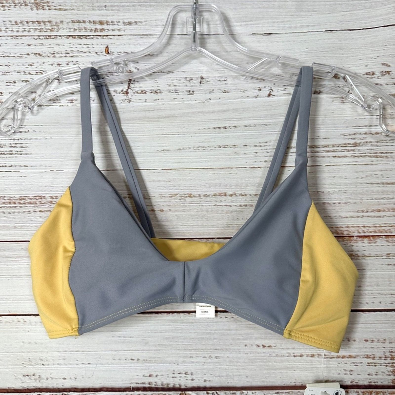 Free People Free People Seea Vega Lotus Bikini Top, NWT, Small, MSRP $75 Size S / US 4 / IT 40 - 5 Thumbnail
