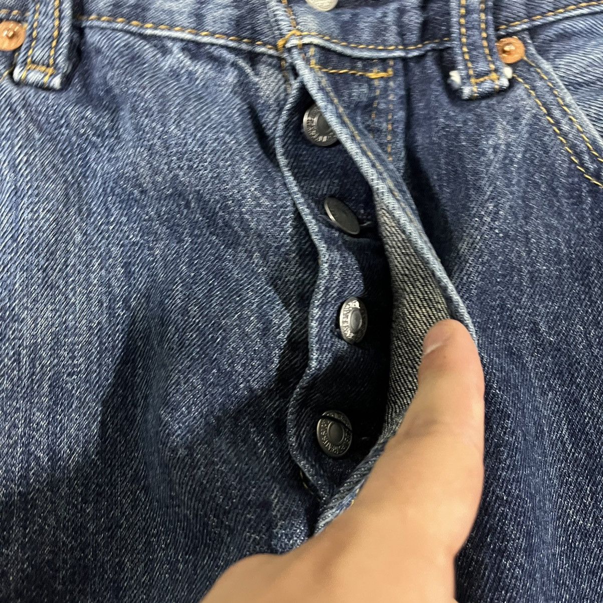 Levi's × Vintage Crazy Vintage Y2K Levi's 501 Button Fly Essential Jeans Size US 32 / EU 48 - 10 Thumbnail