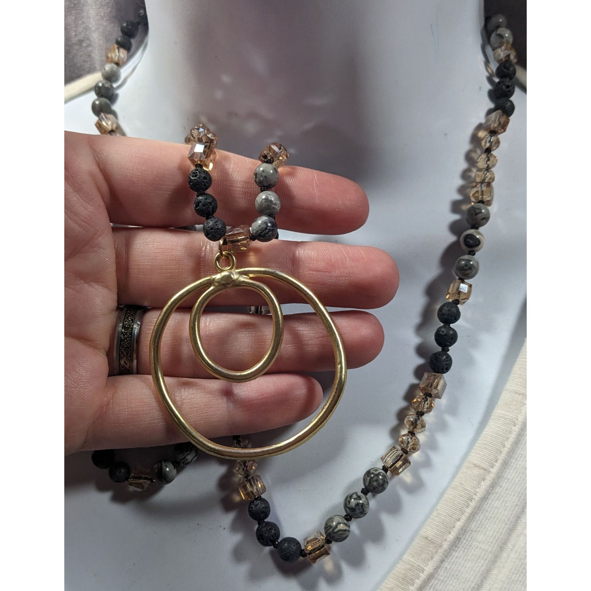 Other Bohemian Stone And Glass Beaded Necklace With Open Circle Go Size ONE SIZE - 5 Thumbnail