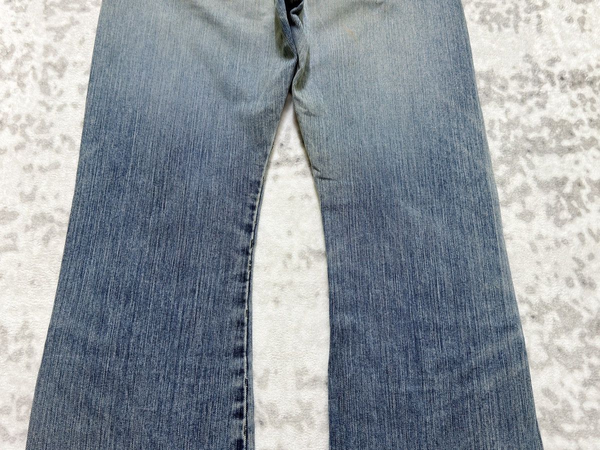 Vintage Vintage Lee Distressed Flare Bootcut Wiskered Denim Jeans Size US 29 - 12 Thumbnail