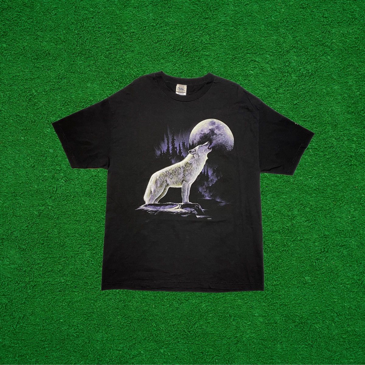 Vintage Vintage 90’s Howling Wolf Tee (XL) Size US XL / EU 56 / 4 - 1 Thumbnail