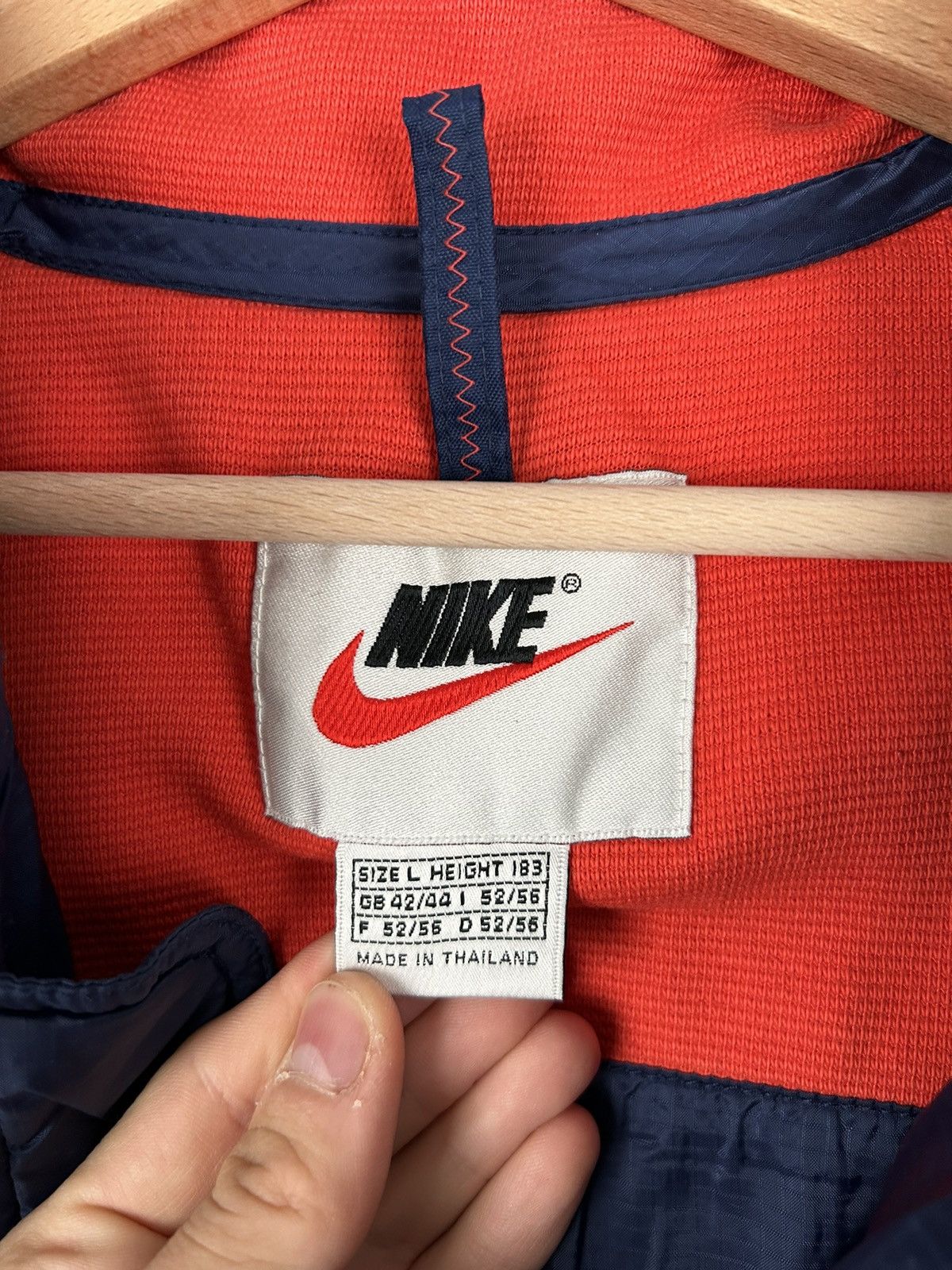 Nike Vintage Nike 90s Light Jacket Streetwear Swoosh Hype Size US L / EU 52-54 / 3 - 6 Thumbnail