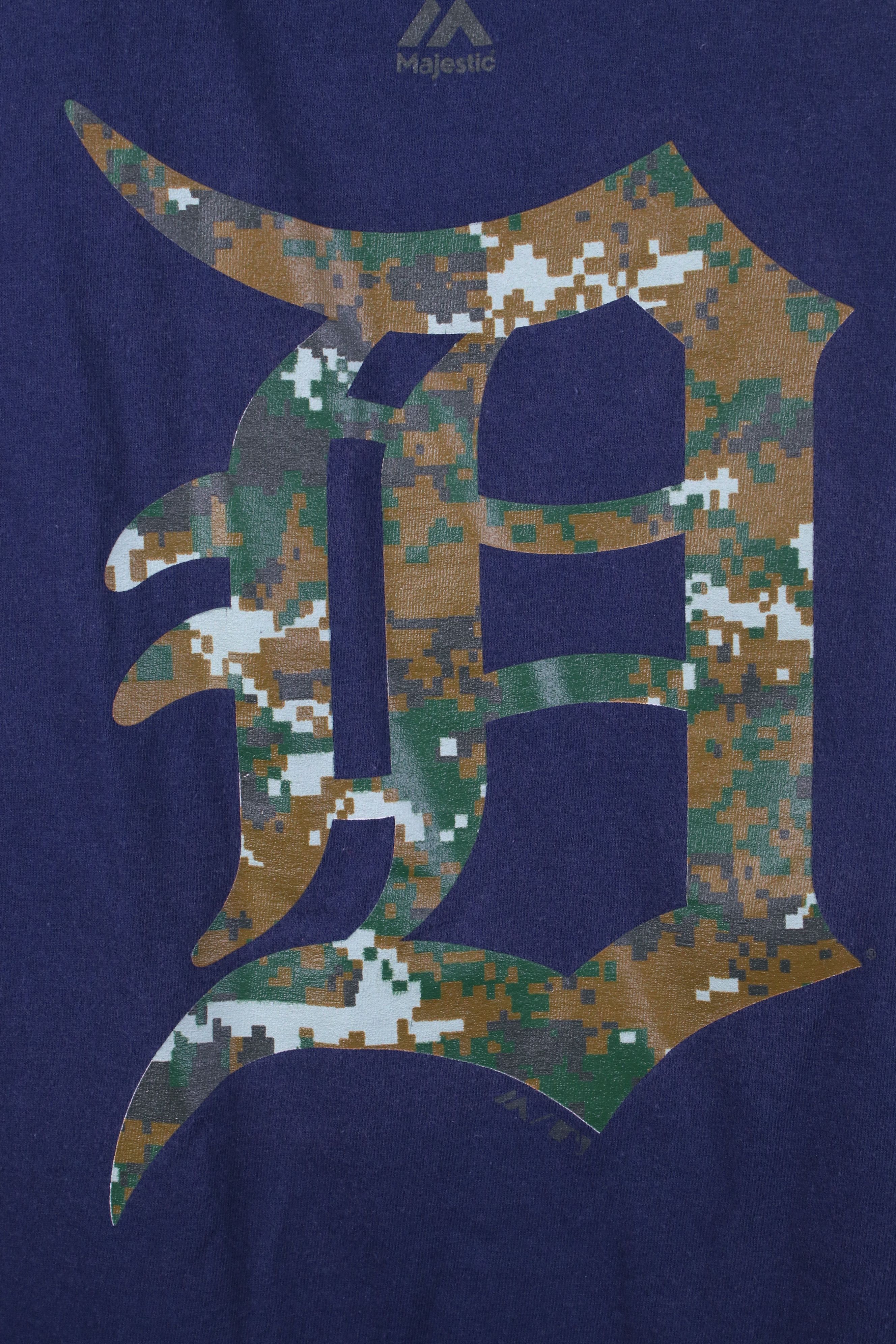 Majestic Vintage Y2K Majestic Old English D Detroit Tigers T-Shirt Size US XL / EU 56 / 4 - 4 Thumbnail