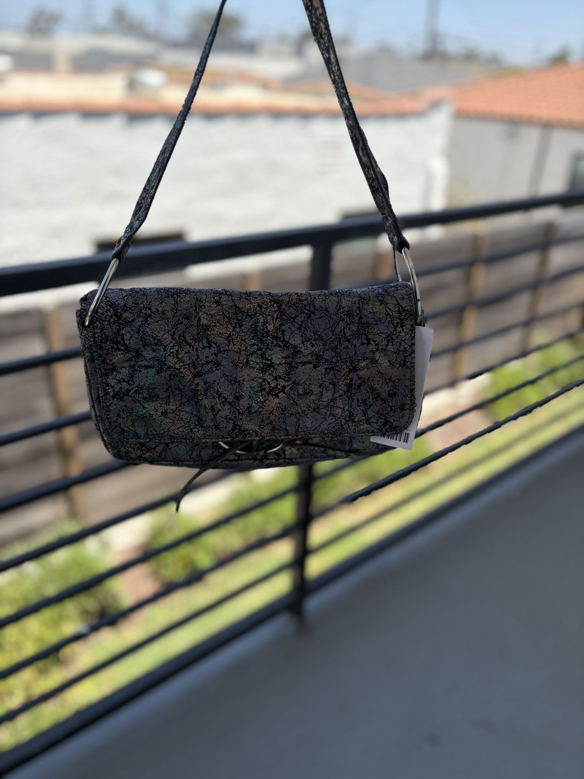 Urban Outfitters Urban outfitter Black and silver vintage shoulder bag Size ONE SIZE - 1 Thumbnail
