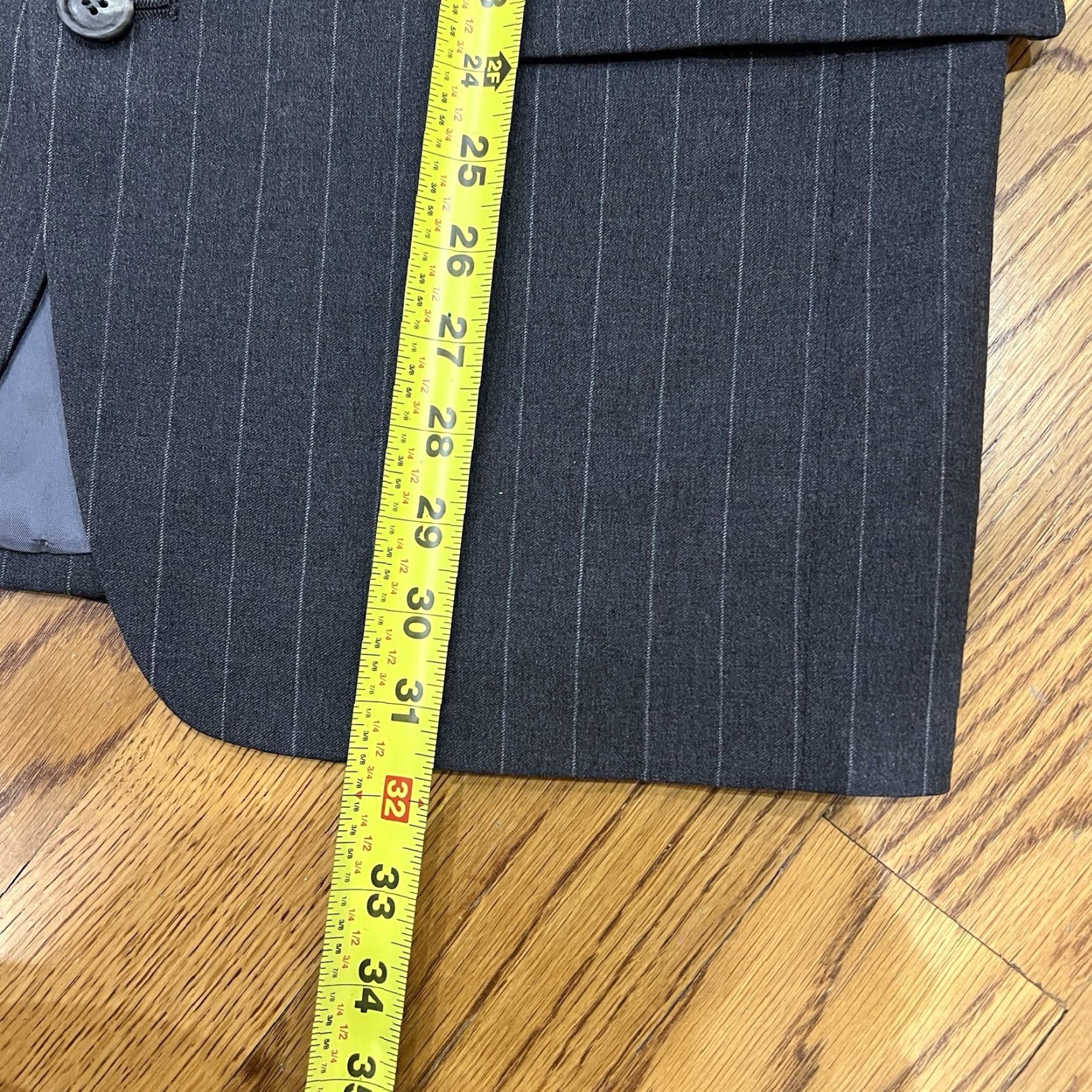 Jos. A. Bank Jos A Bank Blazer Mens 40R Gray Pinstripe 100% Wool Jacket Super 100’s Size 40R - 4 Thumbnail
