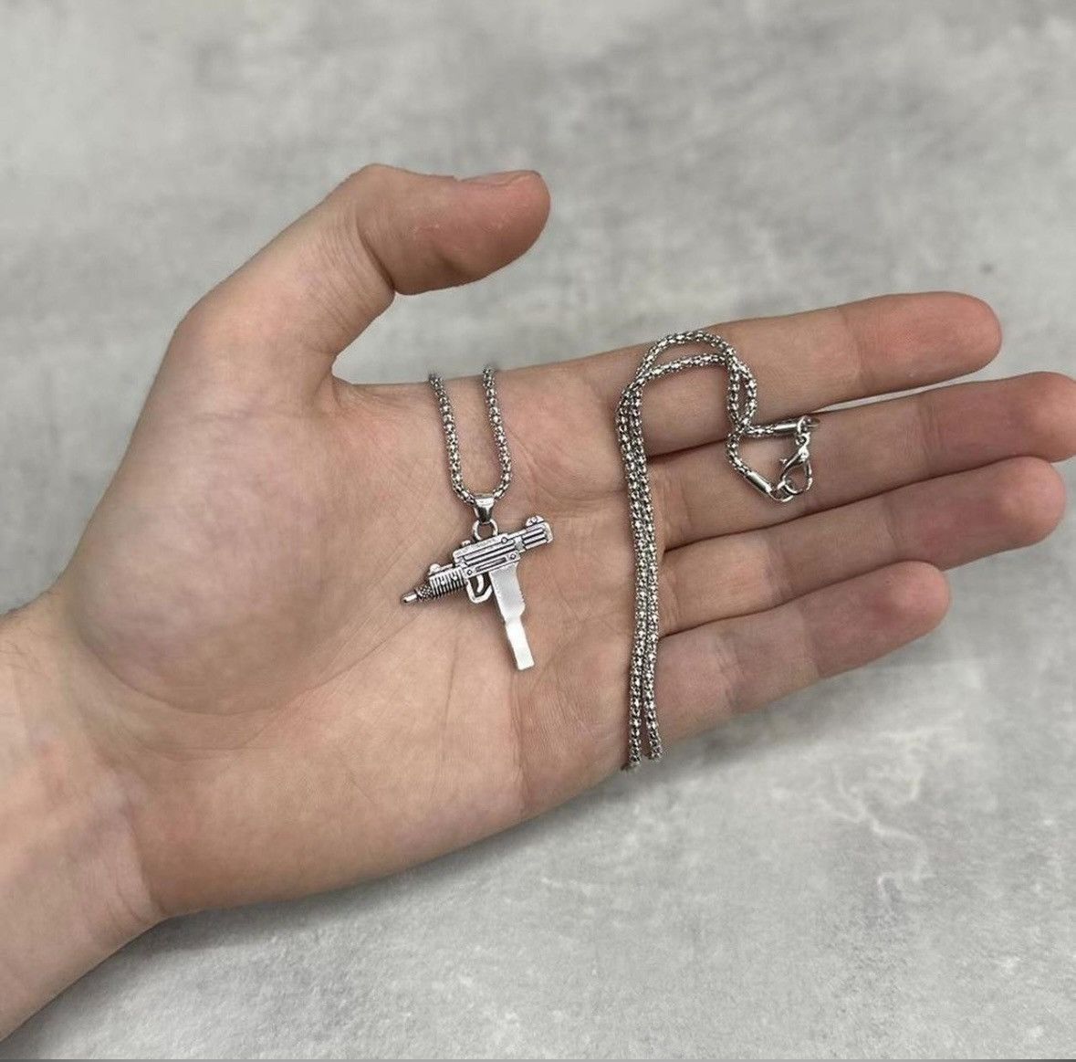 Other silver mini uzi necklace Size ONE SIZE - 2 Thumbnail
