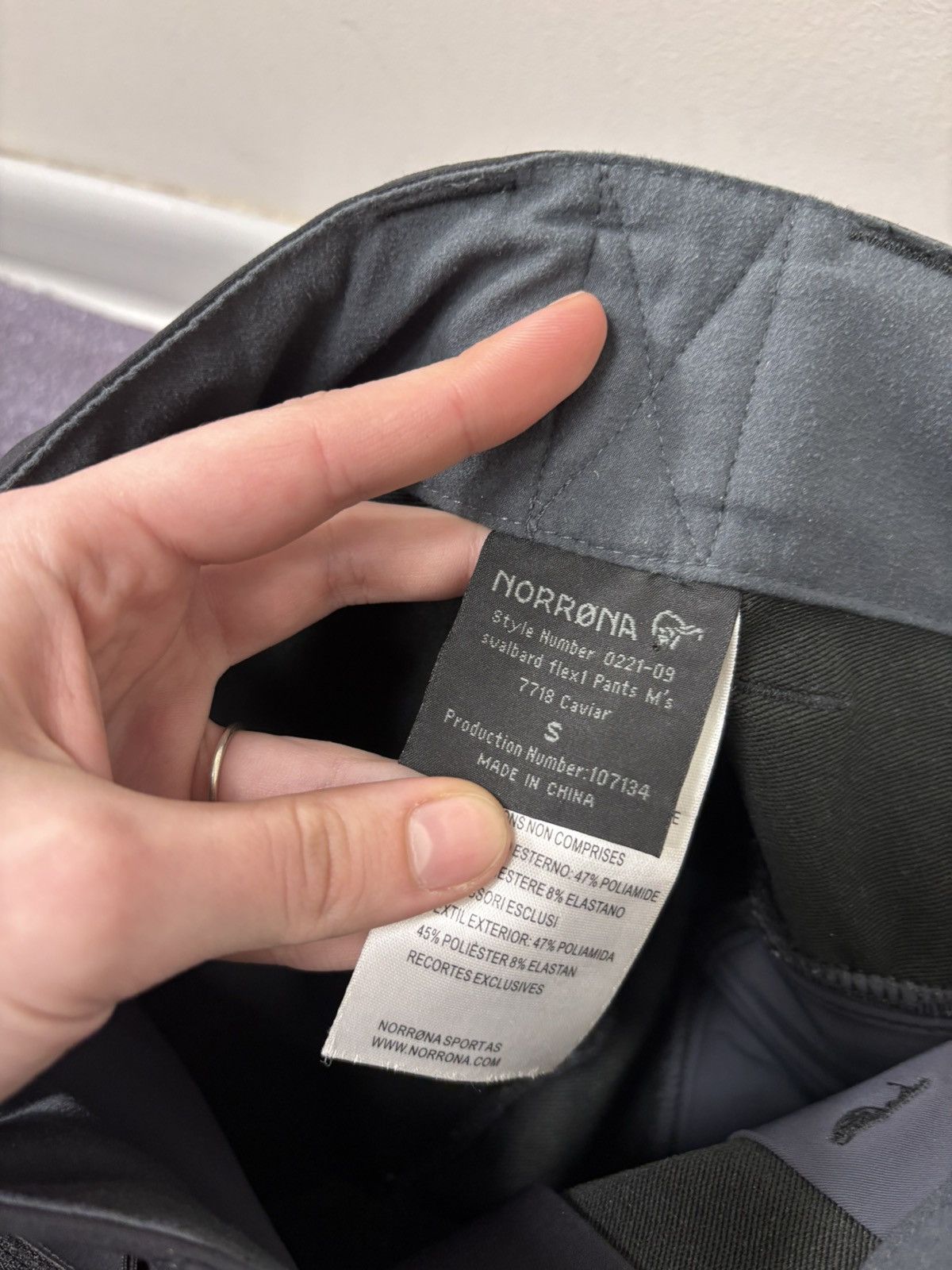 Norrona Norrona Men’s Svalbard Flex1 Caviar Black Outdoor Pants Size US 30 / EU 46 - 15 Thumbnail