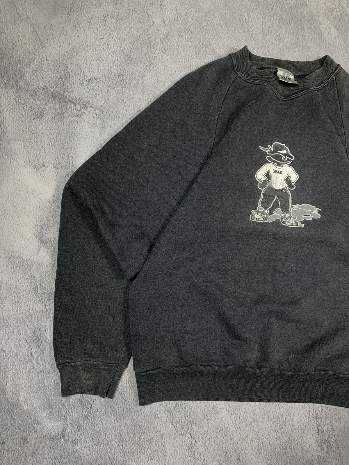 Other Vintage 90s Yale University sweatshirt big logo style size M Size US M / EU 48-50 / 2 - 2 Thumbnail
