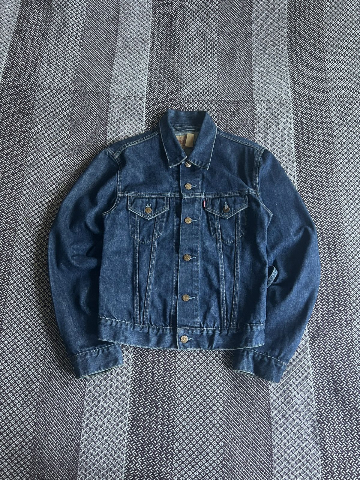 Levi's Vintage Levis Denim Jacket Streetwear Style Women Size M Size M / US 6-8 / IT 42-44 - 1 Thumbnail