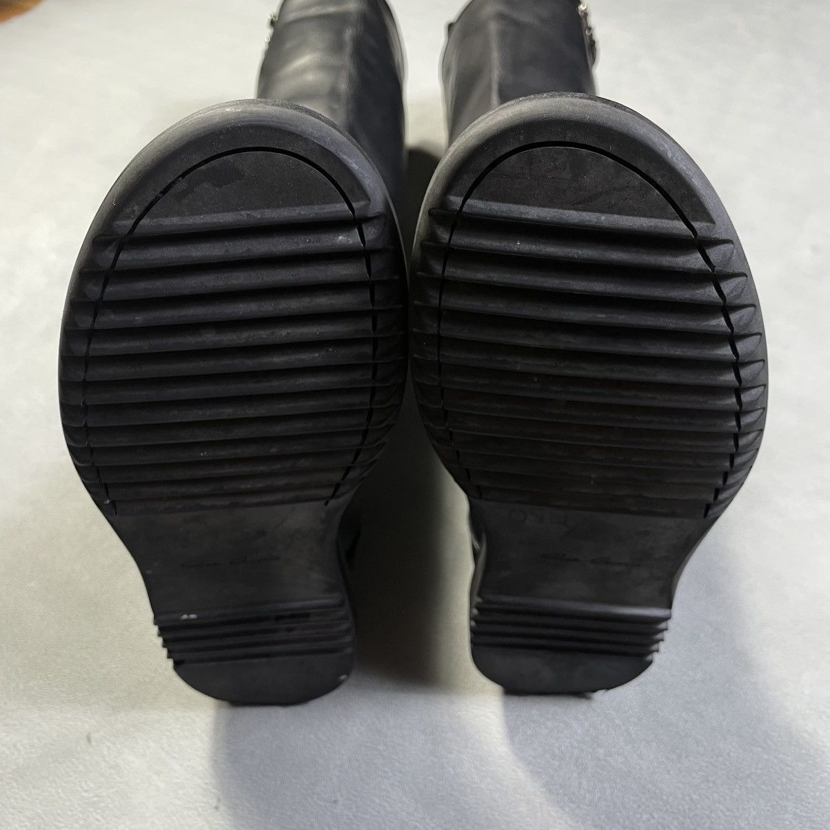 Rick Owens RICK OWENS BLACK LEATHER KNEE-HIGH BOOTS Size US 8 / IT 38 - 8 Thumbnail