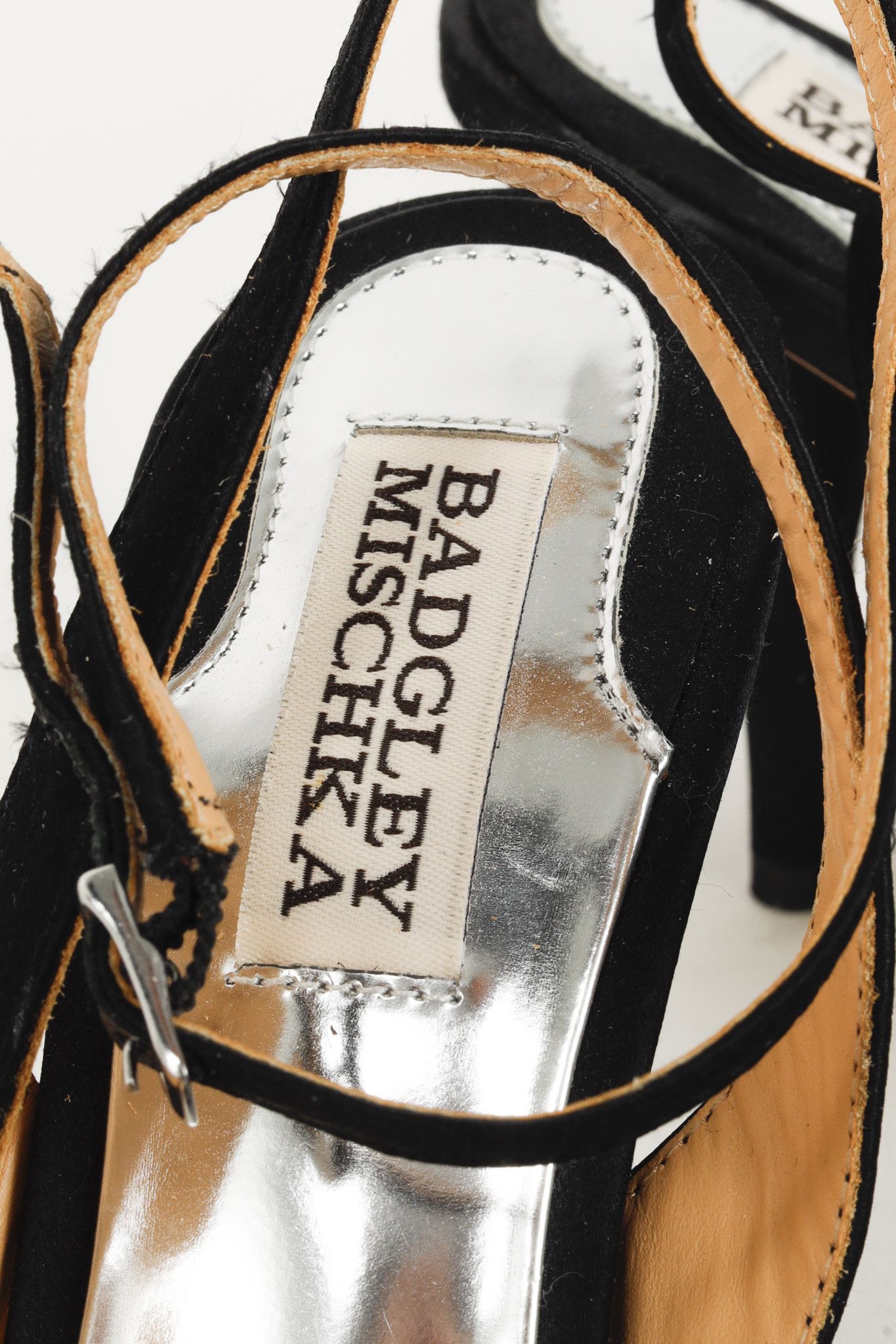 Badgley Mischka Badgley Mischka Dylan Diamante Buckle Black Tie Satin Heel Size US 5.5 / IT 35.5 - 10 Thumbnail