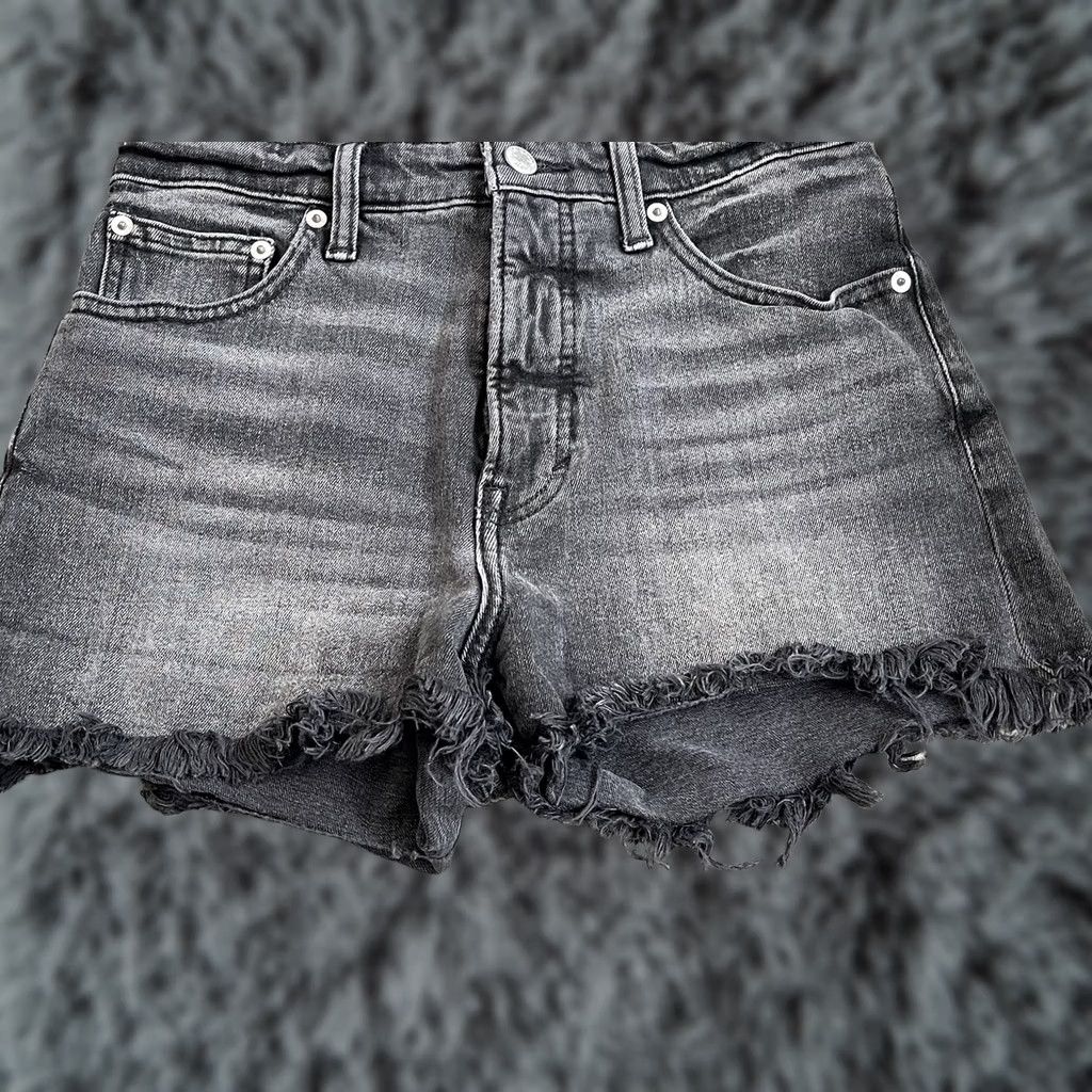 Lucky Brand Lucky Brand Shorts Womens 2/26 Black Denim Cut Off Distressed Pocket Zip Cotton Size 26" / US 2 / IT 38 - 1 Thumbnail