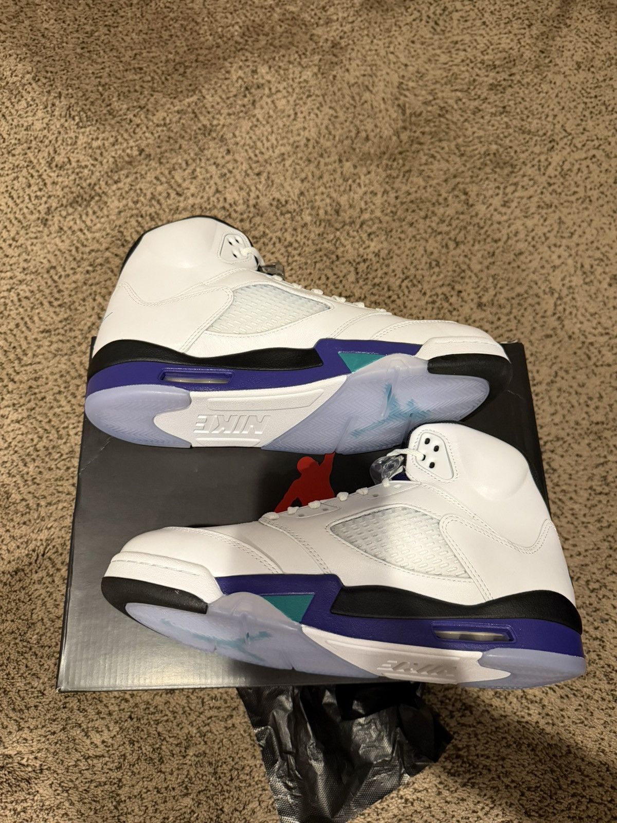 Jordan Brand Jordan 5 Grape Size US 10.5 / EU 43-44 - 6 Thumbnail