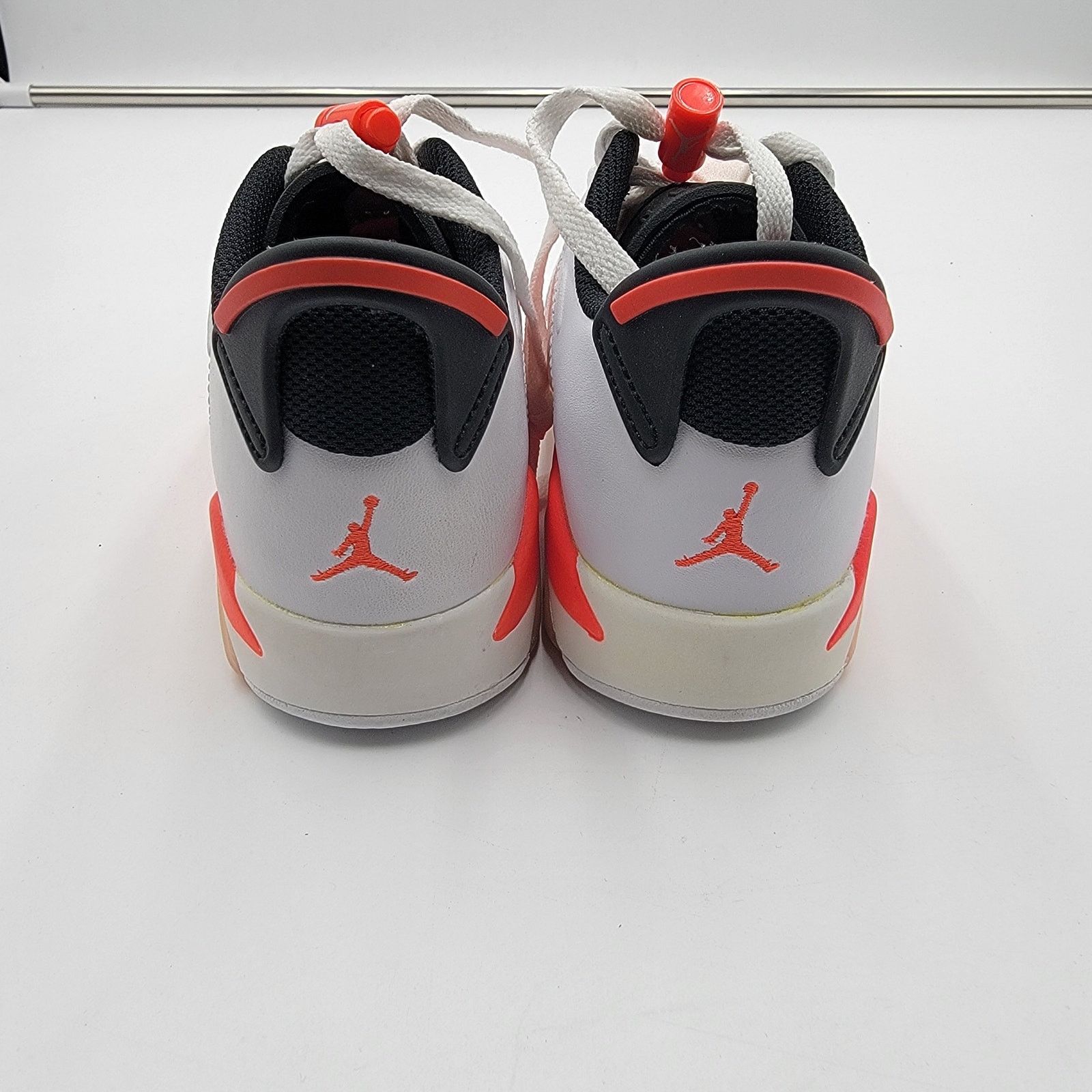 Jordan Brand Air Jordan 6 Retro Low GS 'Atmosphere' Sz 5Y 768878-102 Size US 6.5 / IT 36.5 - 4 Thumbnail