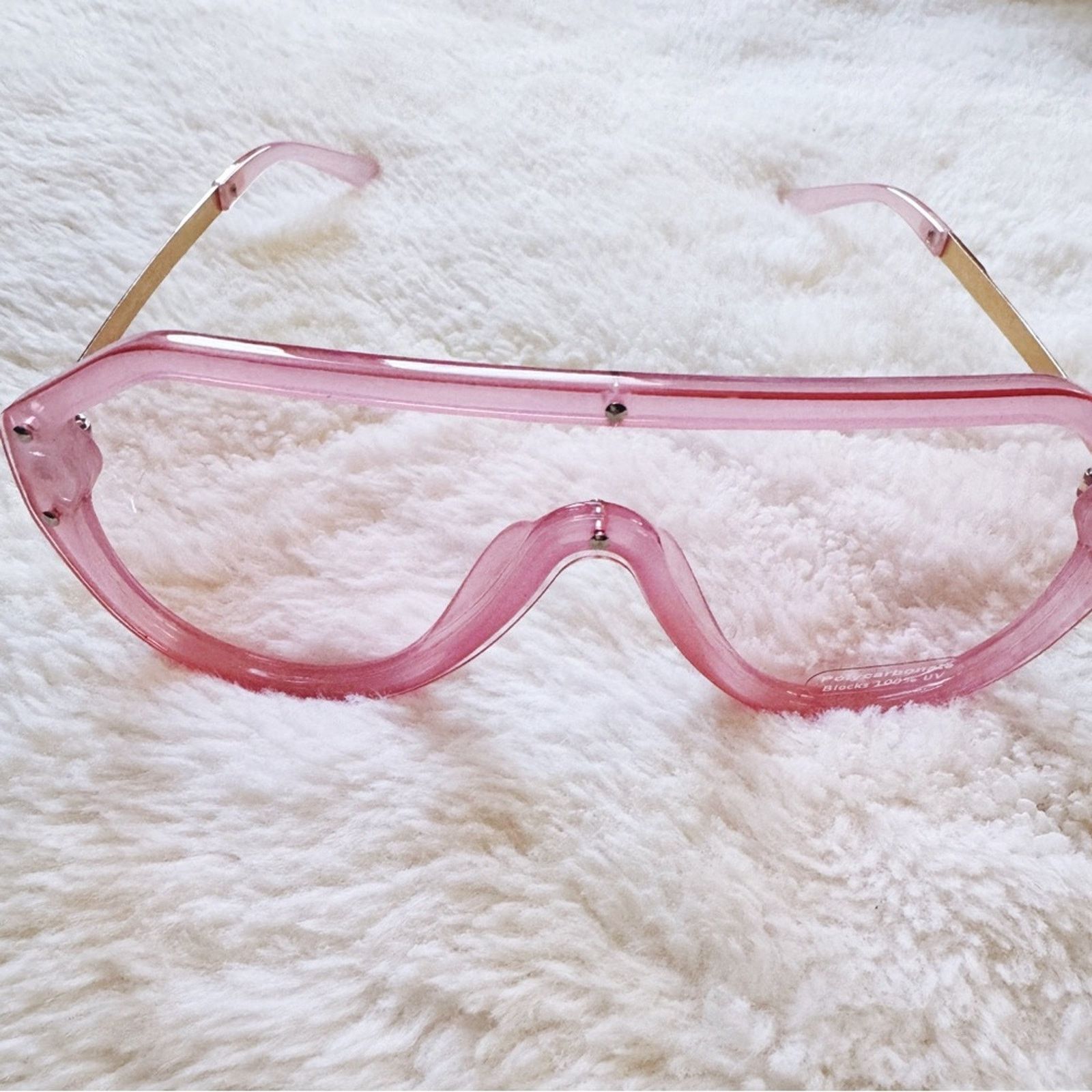 Other Clarissa Pink Oversized Sunglasses Size ONE SIZE - 4 Thumbnail