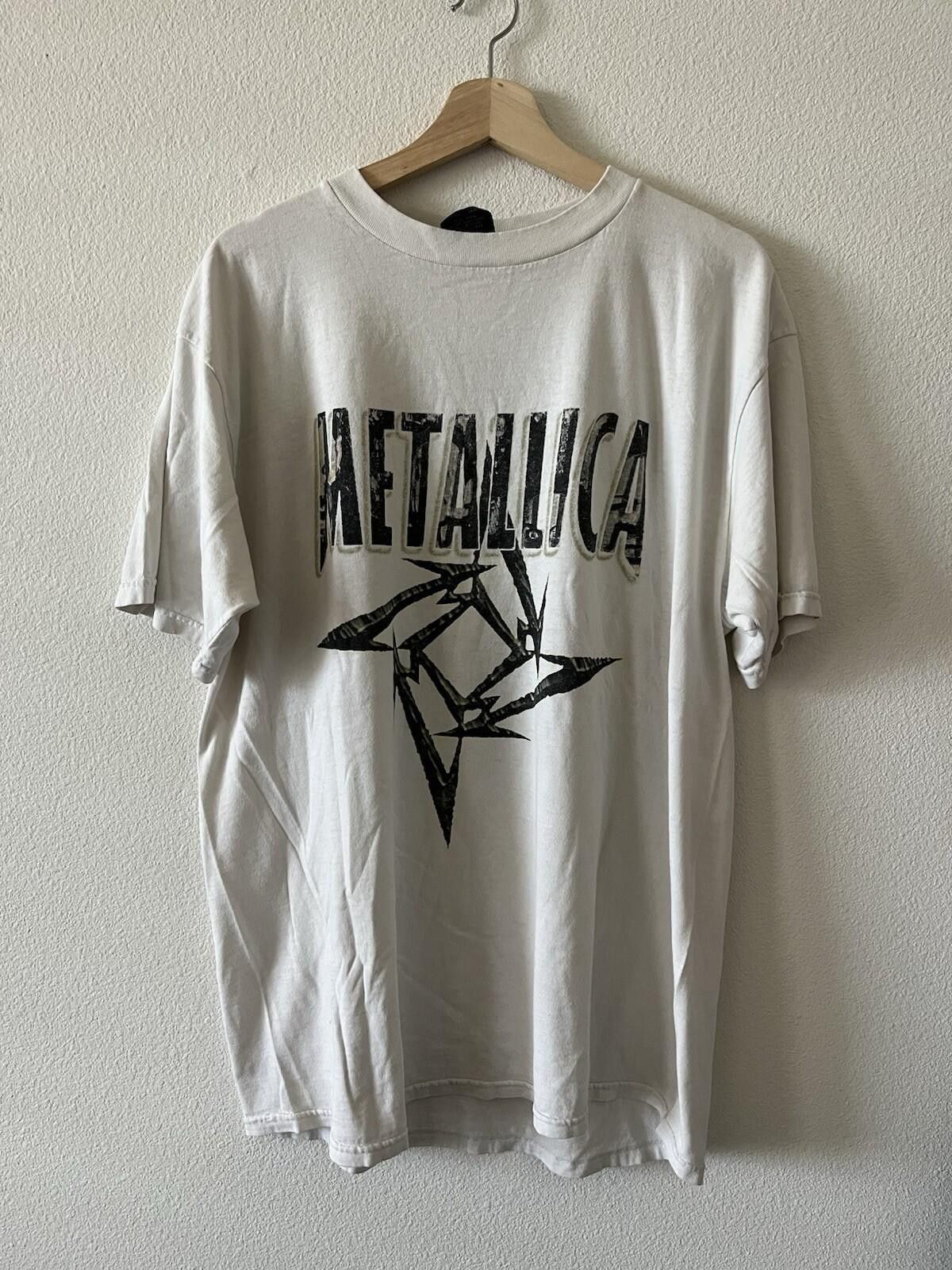 Metallica Vintage 1996 Metallica Poor Touring Me Tee XL Gian Size US XL / EU 56 / 4 - 2 Thumbnail