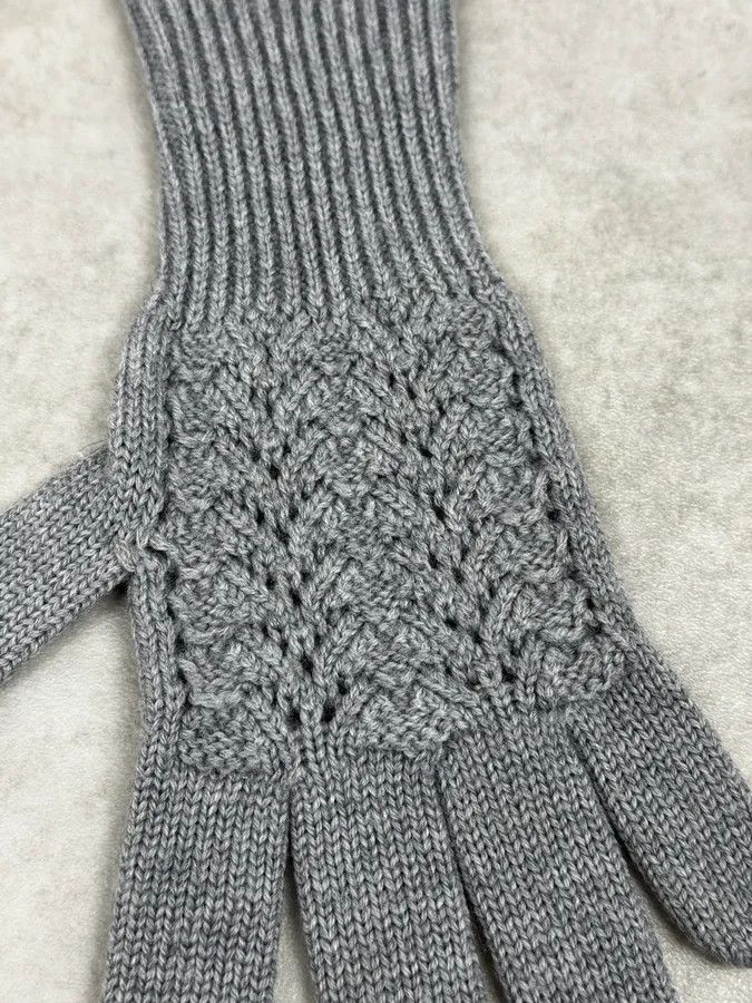 Dolce & Gabbana 2000s Dolce & Gabbana Grey Wool Gloves Size ONE SIZE - 5 Thumbnail