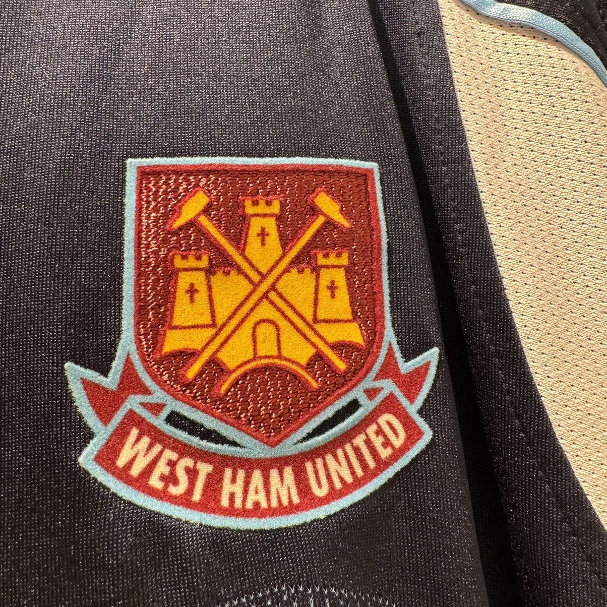 Reebok West ham 06/07 Longsleeves away #32 Tevez Size US L / EU 52-54 / 3 - 8 Thumbnail