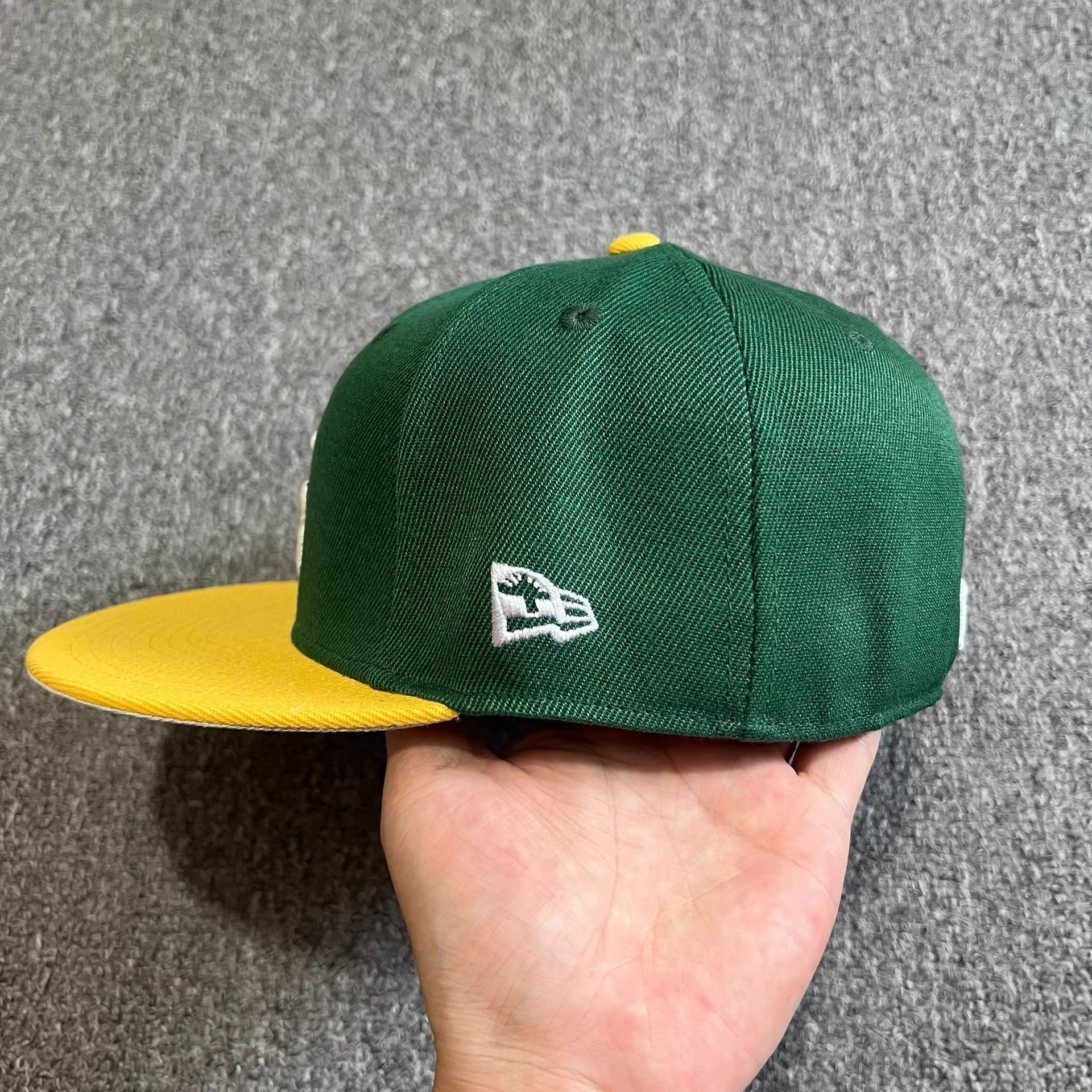 Vertabrae VERTABRAE Fitted Flat Brim Baseball Cap & Sun Hat Q7 Size ONE SIZE - 7 Thumbnail
