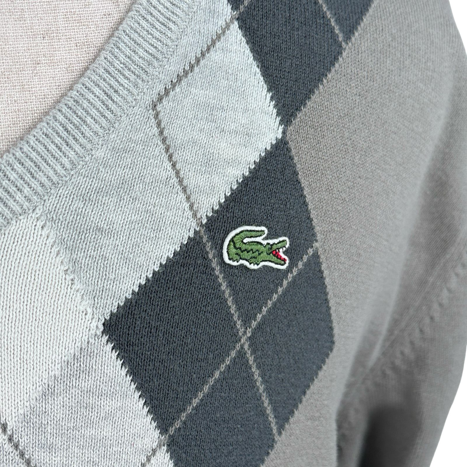Lacoste Lacoste Sweater Men’s 6 Gray White Black Argyle Knit V-Neck Size US XL / EU 56 / 4 - 3 Thumbnail
