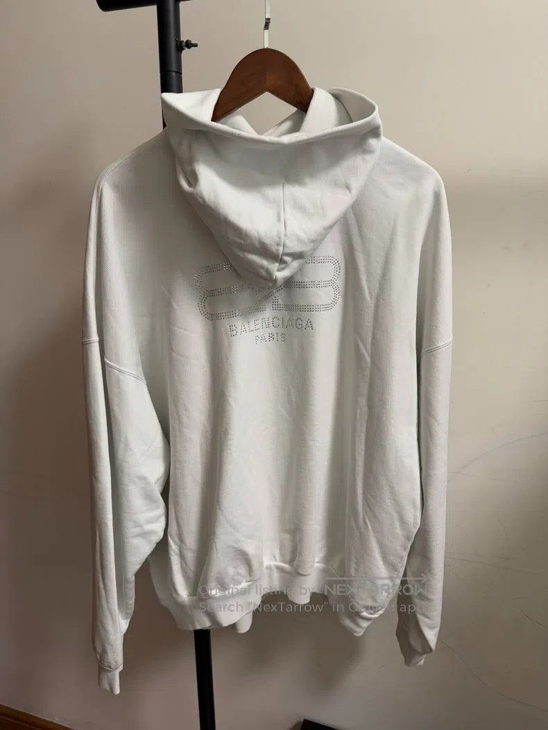 Balenciaga Balenciaga Plain White Hooded Sweatshirt Jacket with Diamo Size US M / EU 48-50 / 2 - 2 Thumbnail