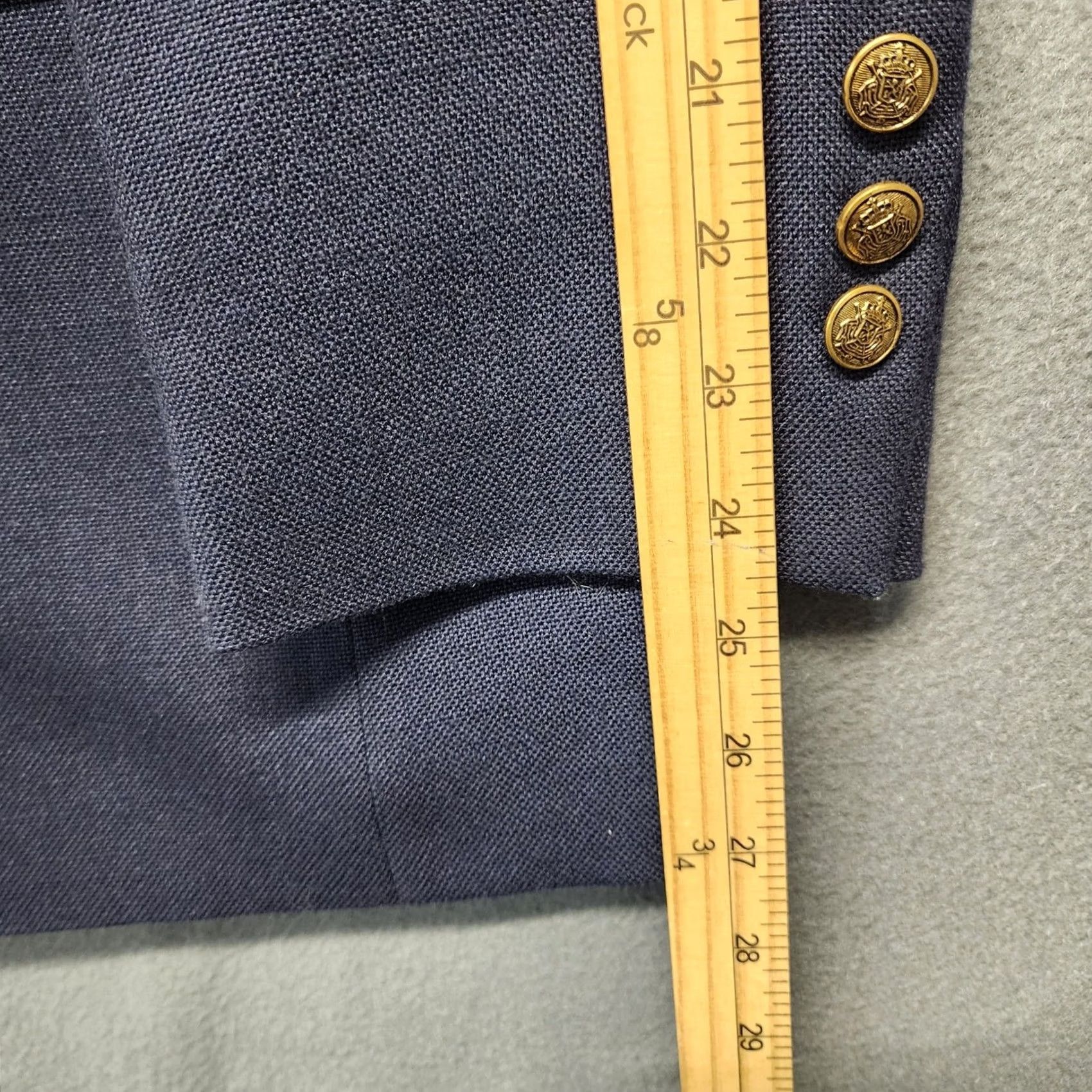 Haggar VINTAGE Haggar Blazer Mens 40 R Navy Blue Gold Button Gentlemans Fit Sport Coat USA Mens Size 40R - 7 Thumbnail