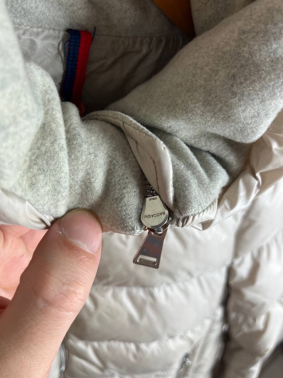 Moncler Moncler Torcyn Silver Down Puffer Jacket Mid-Length Size M / US 6-8 / IT 42-44 - 11 Thumbnail