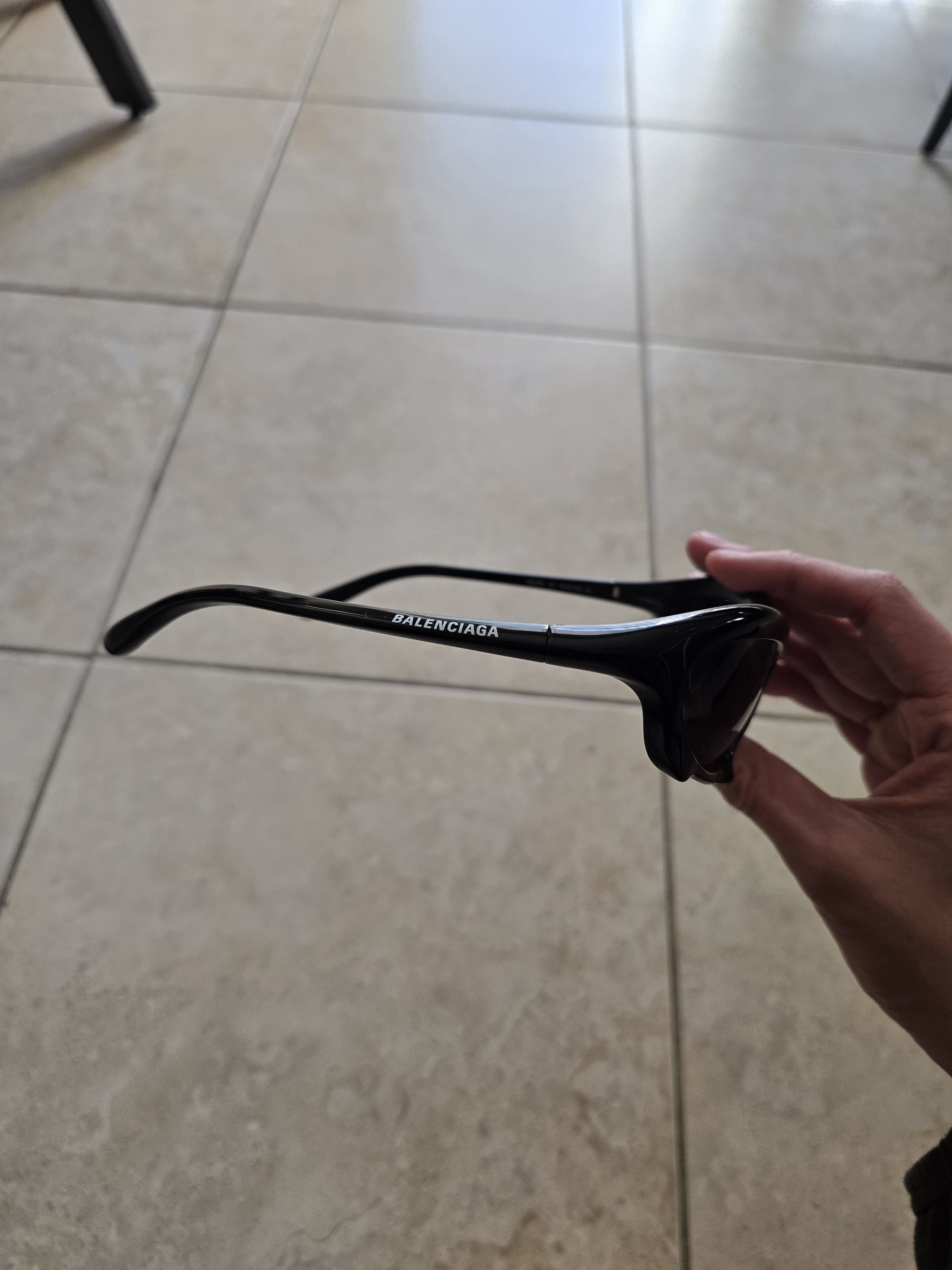 Balenciaga Balenciaga Black Acetate Bat Sunglasses Size ONE SIZE - 4 Thumbnail