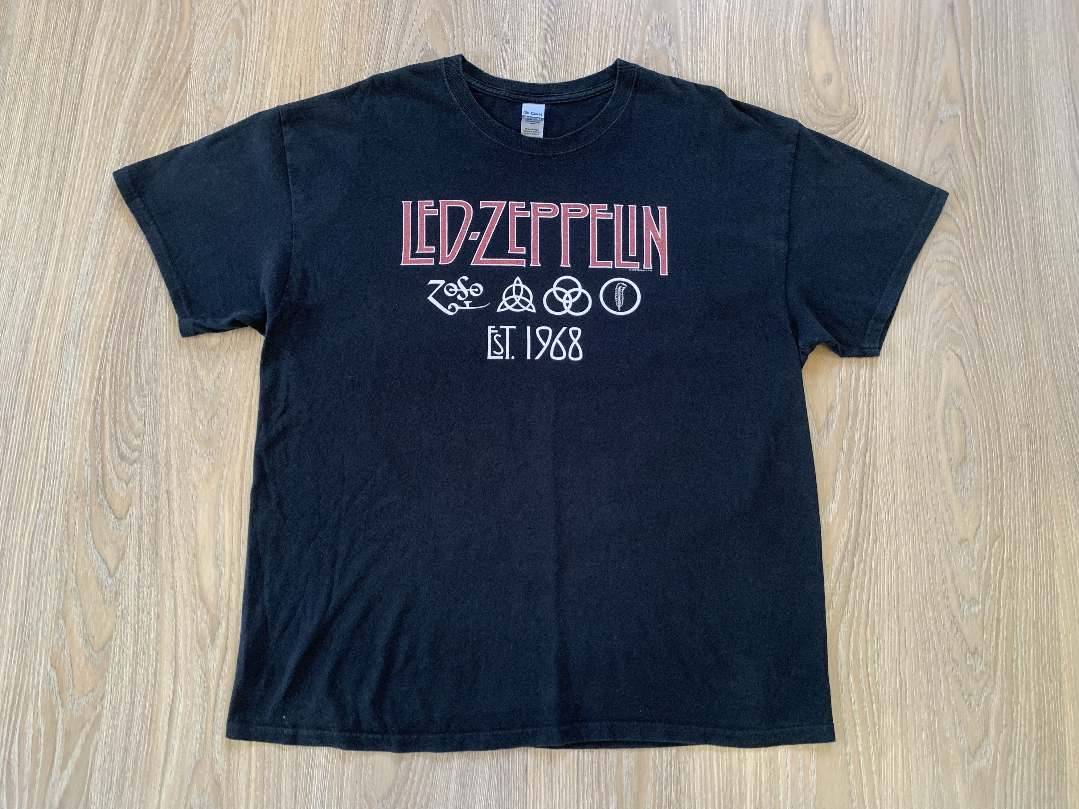 Band Tees Gildan Led Zeppelin Black Printed T Shirt Size US XL / EU 56 / 4 - 2 Thumbnail